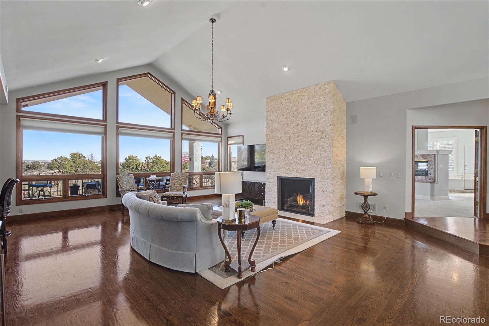 Colorado Springs, Colorado, 80906, United States, 4 Bedrooms Bedrooms, ,4 BathroomsBathrooms,Residential,Active,2017102