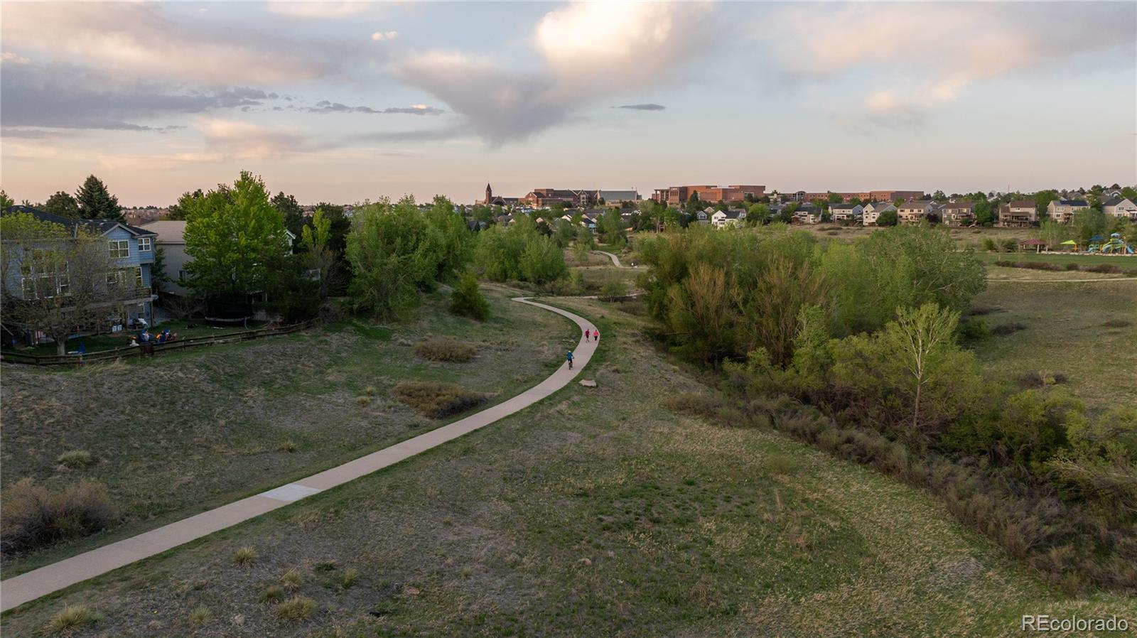 Highlands Ranch, Colorado, 80126, United States, 4 Bedrooms Bedrooms, ,4 BathroomsBathrooms,Residential,Contingent,2045675