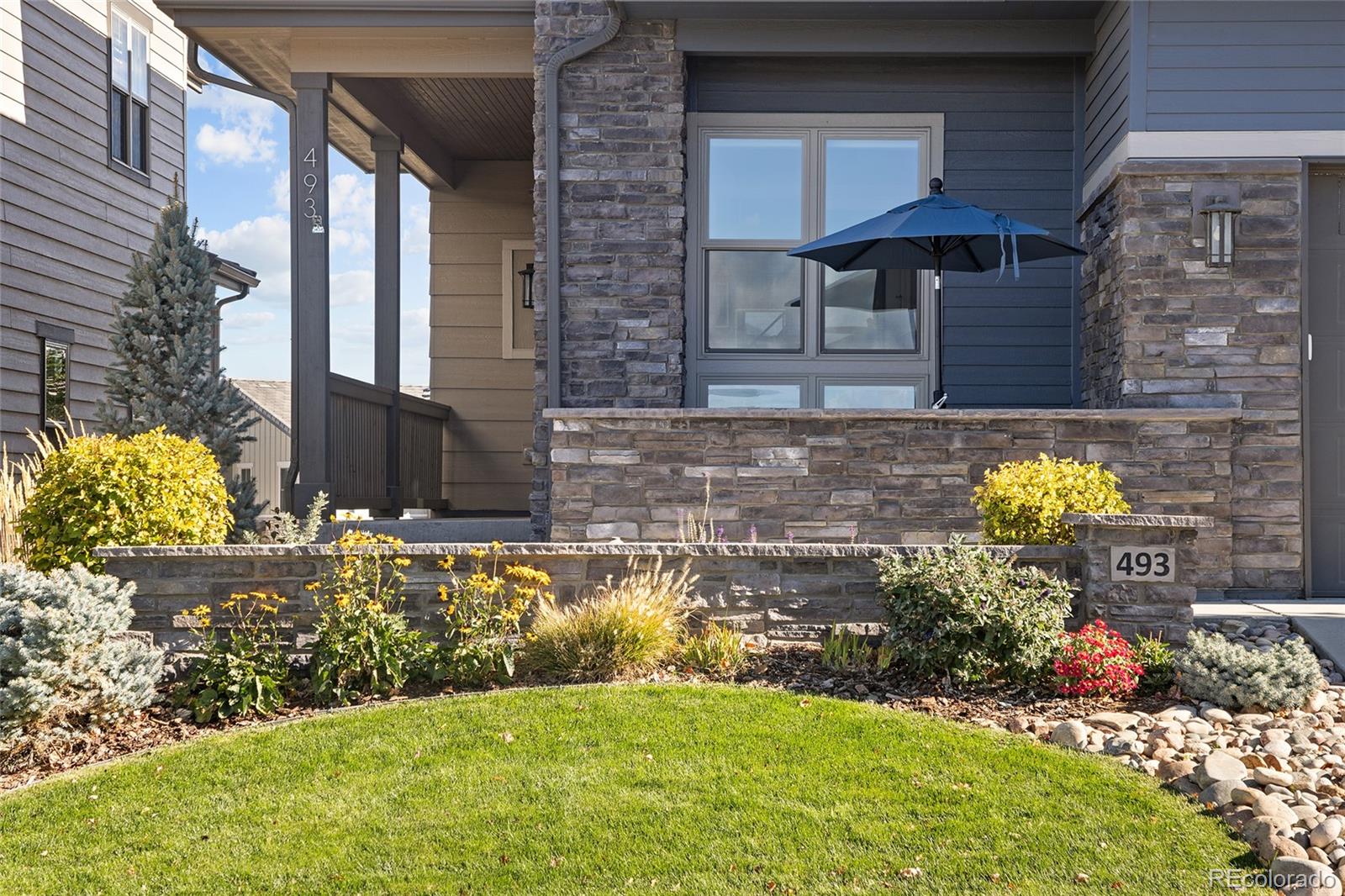 Highlands Ranch, Colorado, 80126, United States, 4 Bedrooms Bedrooms, ,4 BathroomsBathrooms,Residential,Active,2008281