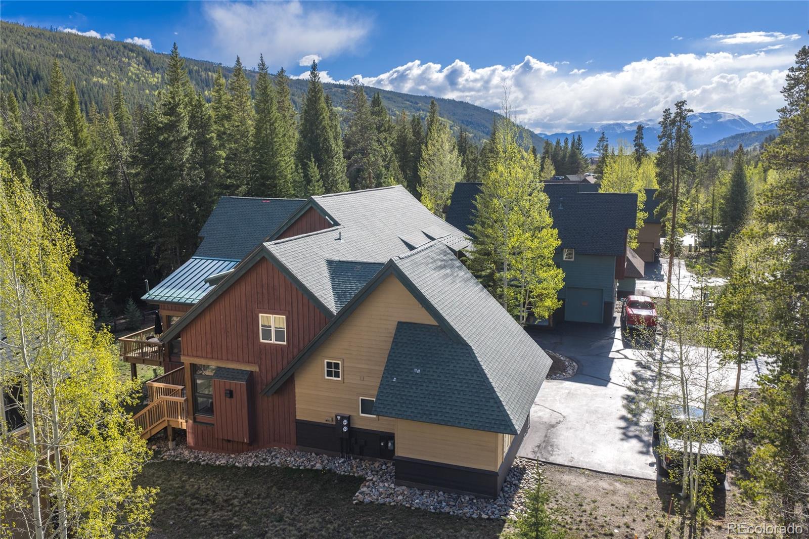 Dillon, Colorado, 80435, United States, 2 Bedrooms Bedrooms, ,3 BathroomsBathrooms,Residential,Active,2051972