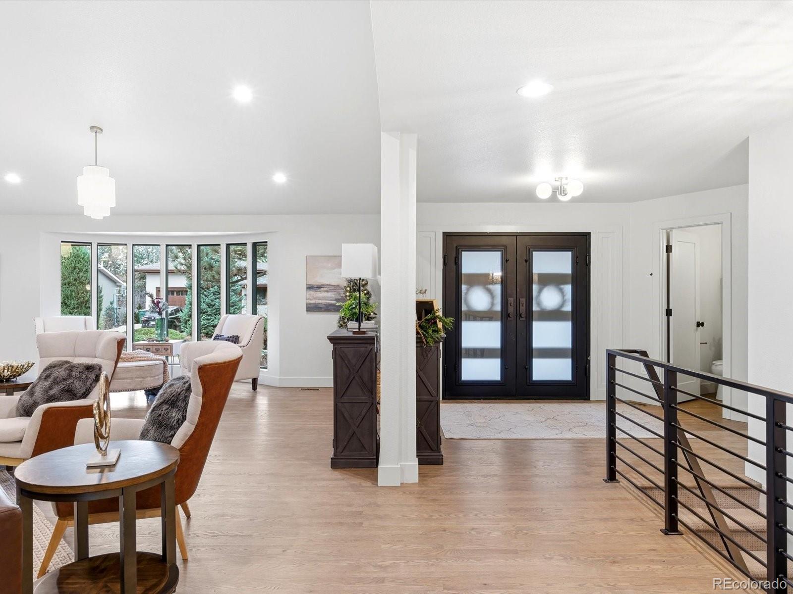 Englewood, Colorado, 80113, United States, 4 Bedrooms Bedrooms, ,5 BathroomsBathrooms,Residential,Active,2006786