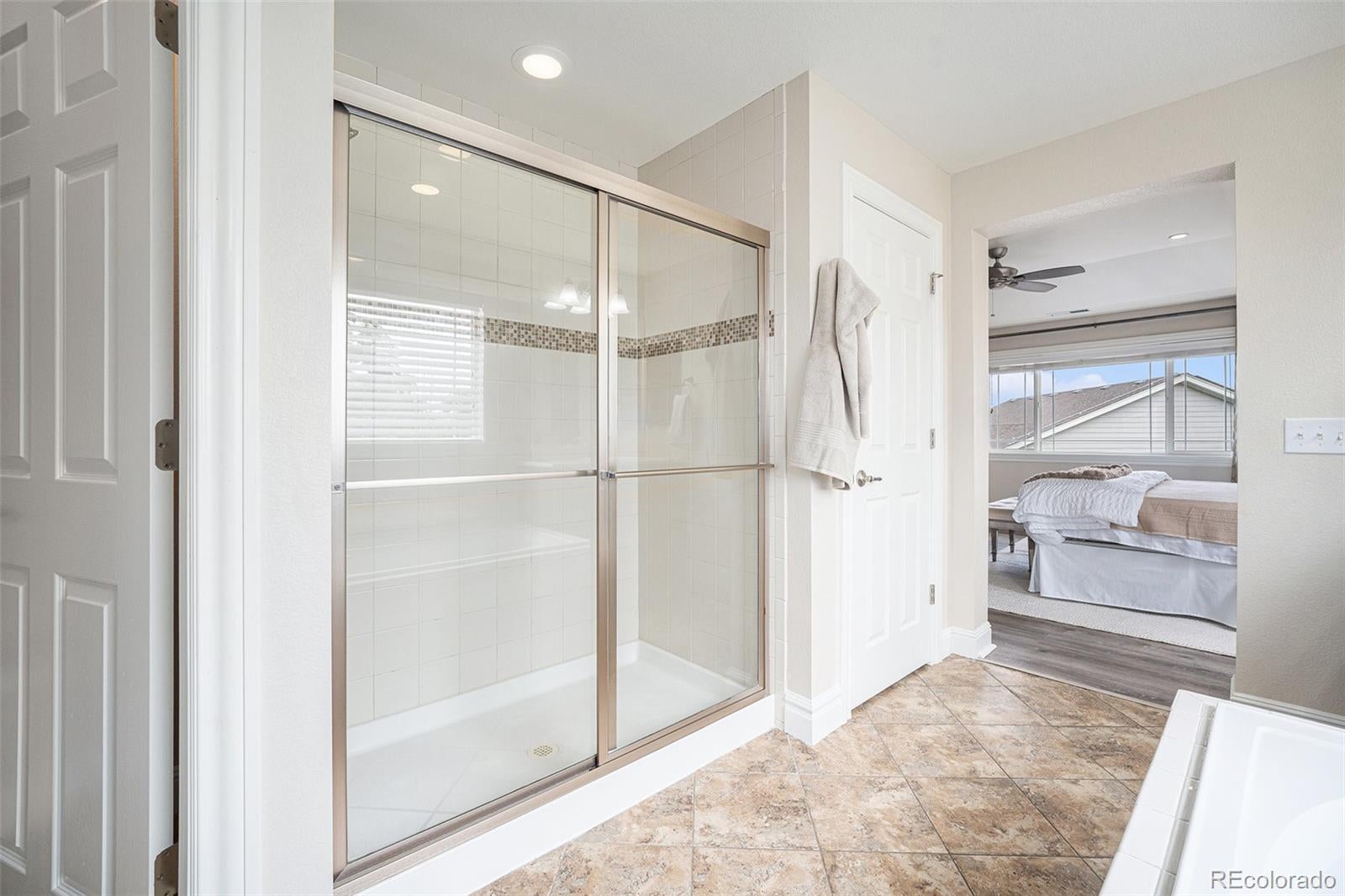 Arvada, Colorado, 80403, United States, 4 Bedrooms Bedrooms, ,5 BathroomsBathrooms,Residential,Active,1952068