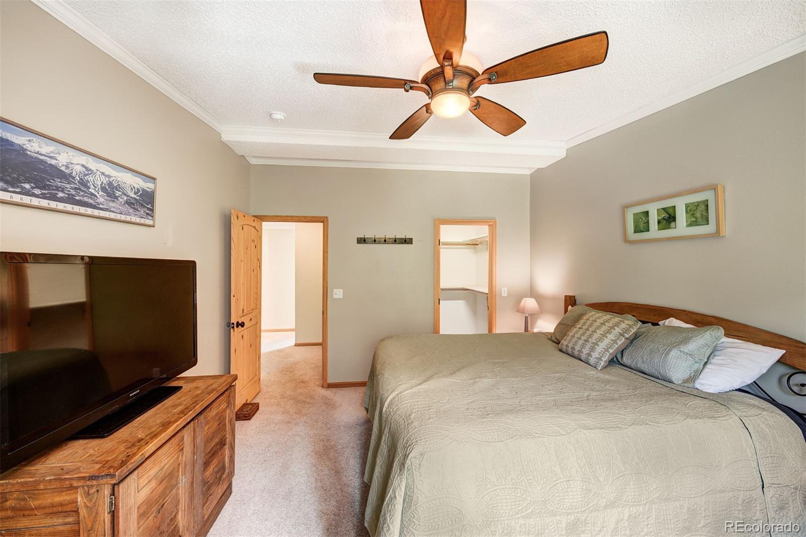 Breckenridge, Colorado, 80424, United States, 6 Bedrooms Bedrooms, ,5 BathroomsBathrooms,Residential,Active,1944016