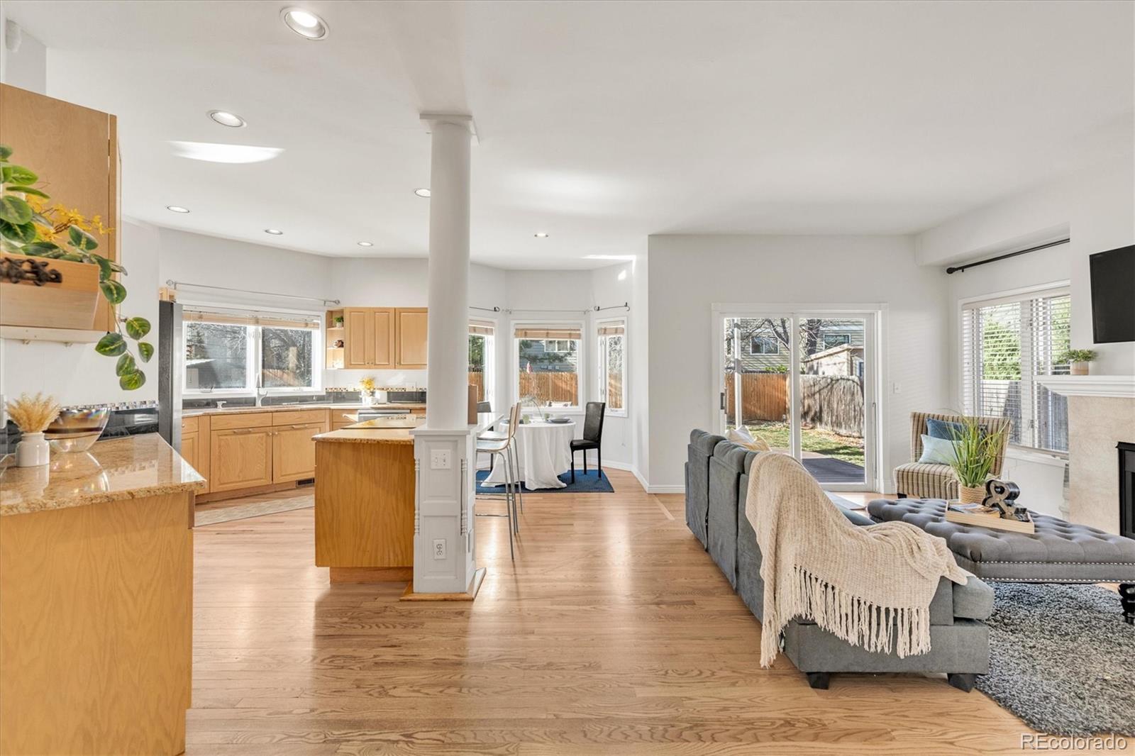 Boulder, Colorado, 80304, United States, 5 Bedrooms Bedrooms, ,4 BathroomsBathrooms,Residential,Active,1998570