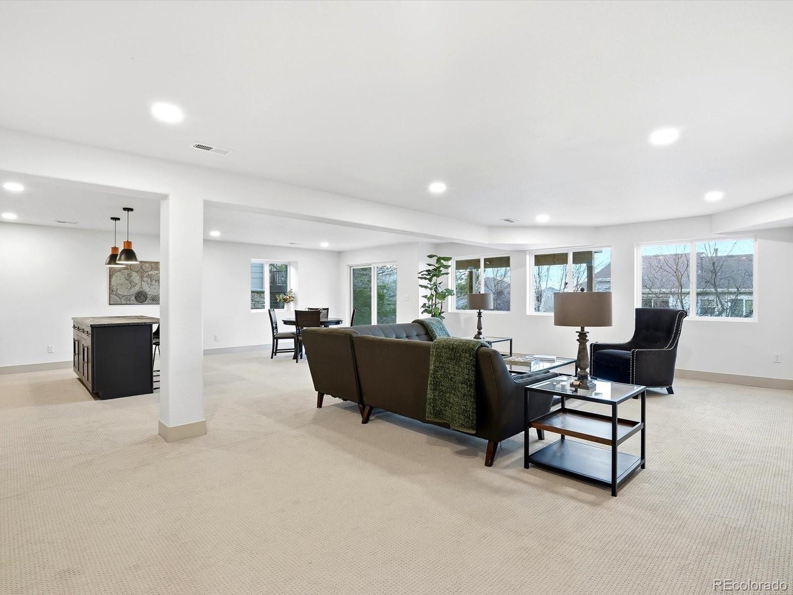 Highlands Ranch, Colorado, 80126, United States, 4 Bedrooms Bedrooms, ,3 BathroomsBathrooms,Residential,Active,2007002