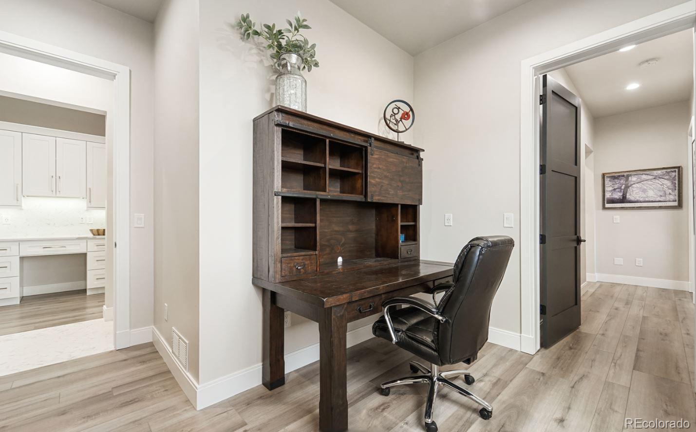 Colorado Springs, Colorado, 80908, United States, 5 Bedrooms Bedrooms, ,6 BathroomsBathrooms,Residential,Active,1992271