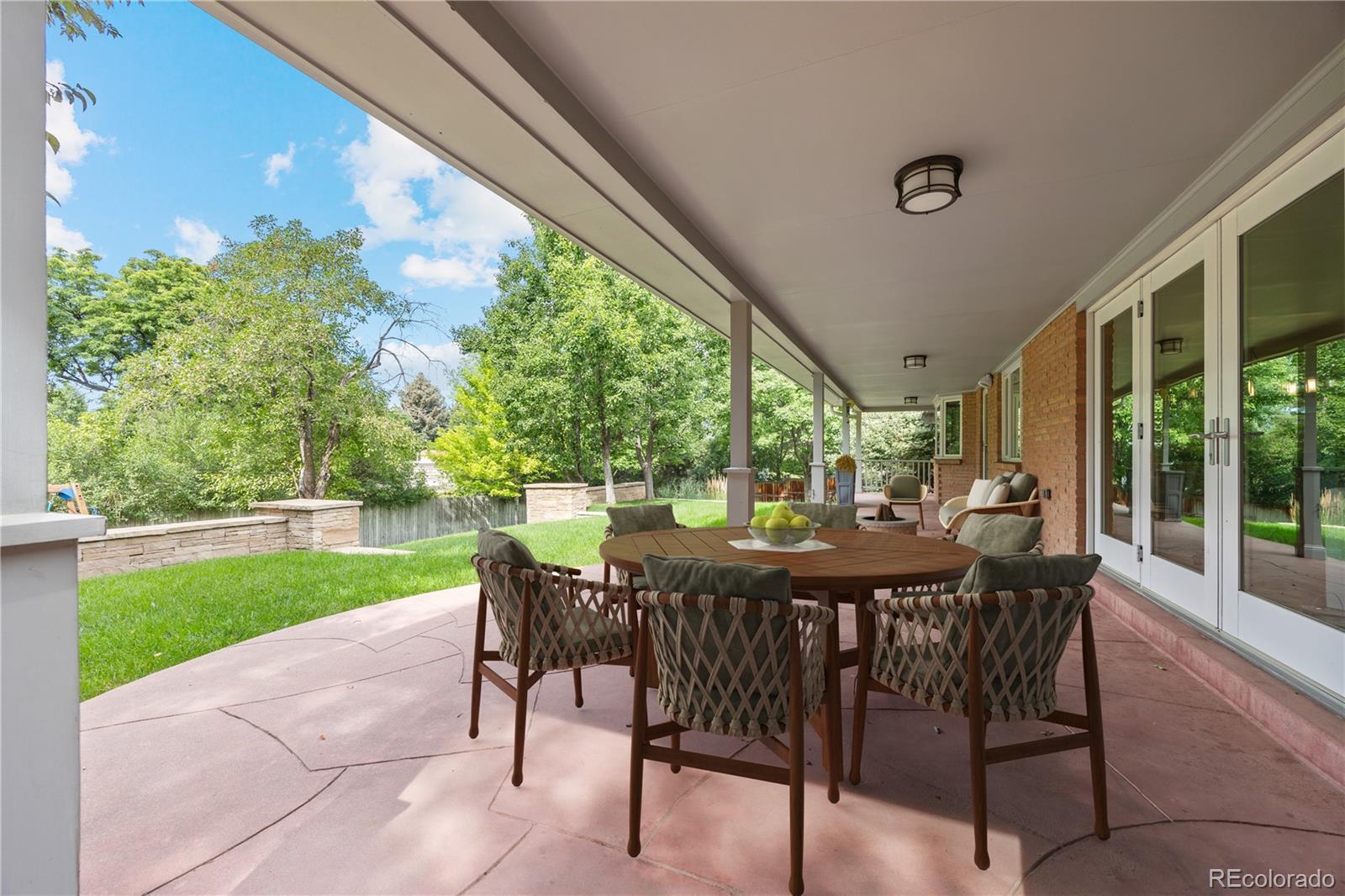 Englewood, Colorado, 80111, United States, 4 Bedrooms Bedrooms, ,3 BathroomsBathrooms,Residential,Active,1909660