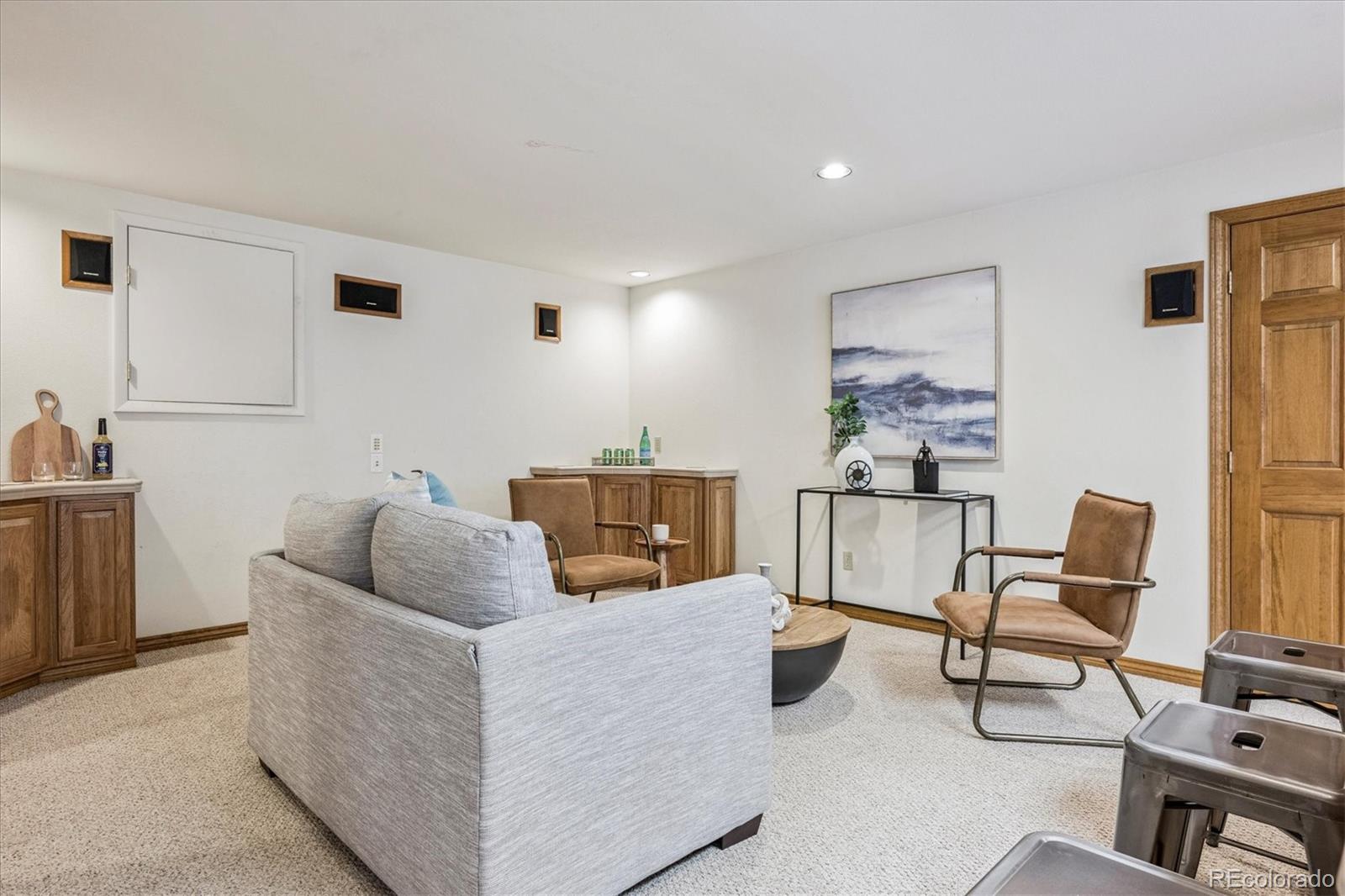 Highlands Ranch, Colorado, 80126, United States, 6 Bedrooms Bedrooms, ,5 BathroomsBathrooms,Residential,Active,1973294