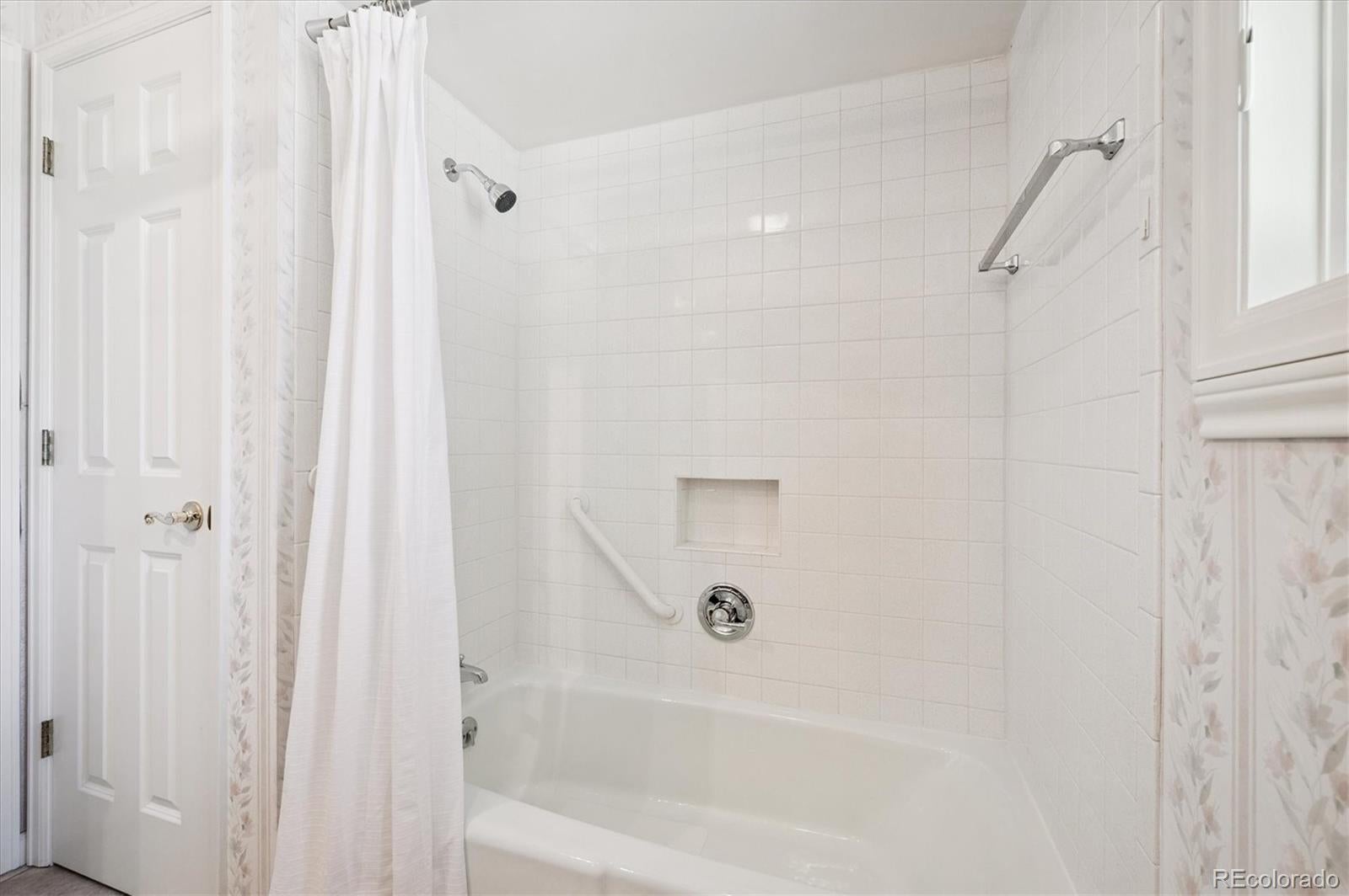 Lakewood, Colorado, 80214, United States, 5 Bedrooms Bedrooms, ,3 BathroomsBathrooms,Residential,Active,1945859