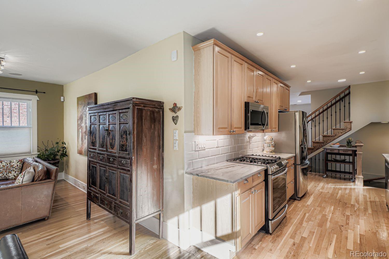 Denver, Colorado, 80209, United States, 3 Bedrooms Bedrooms, ,3 BathroomsBathrooms,Residential,Active,1987207