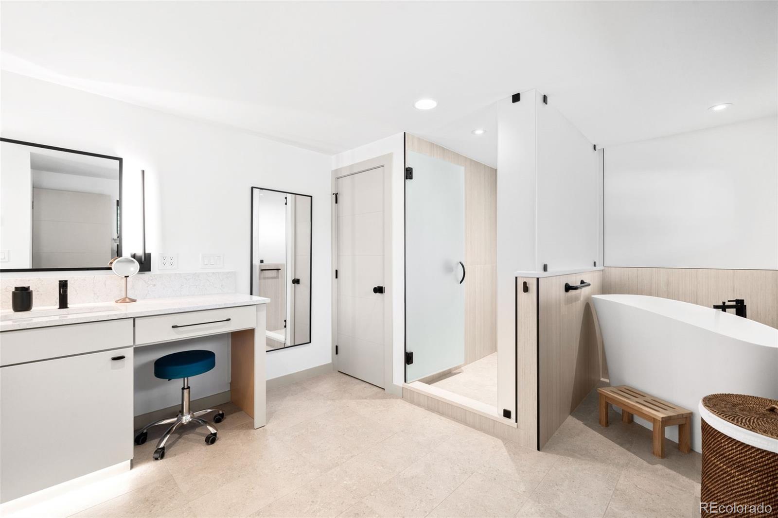 Wheat Ridge, Colorado, 80215, United States, 3 Bedrooms Bedrooms, ,3 BathroomsBathrooms,Residential,Active,2007651