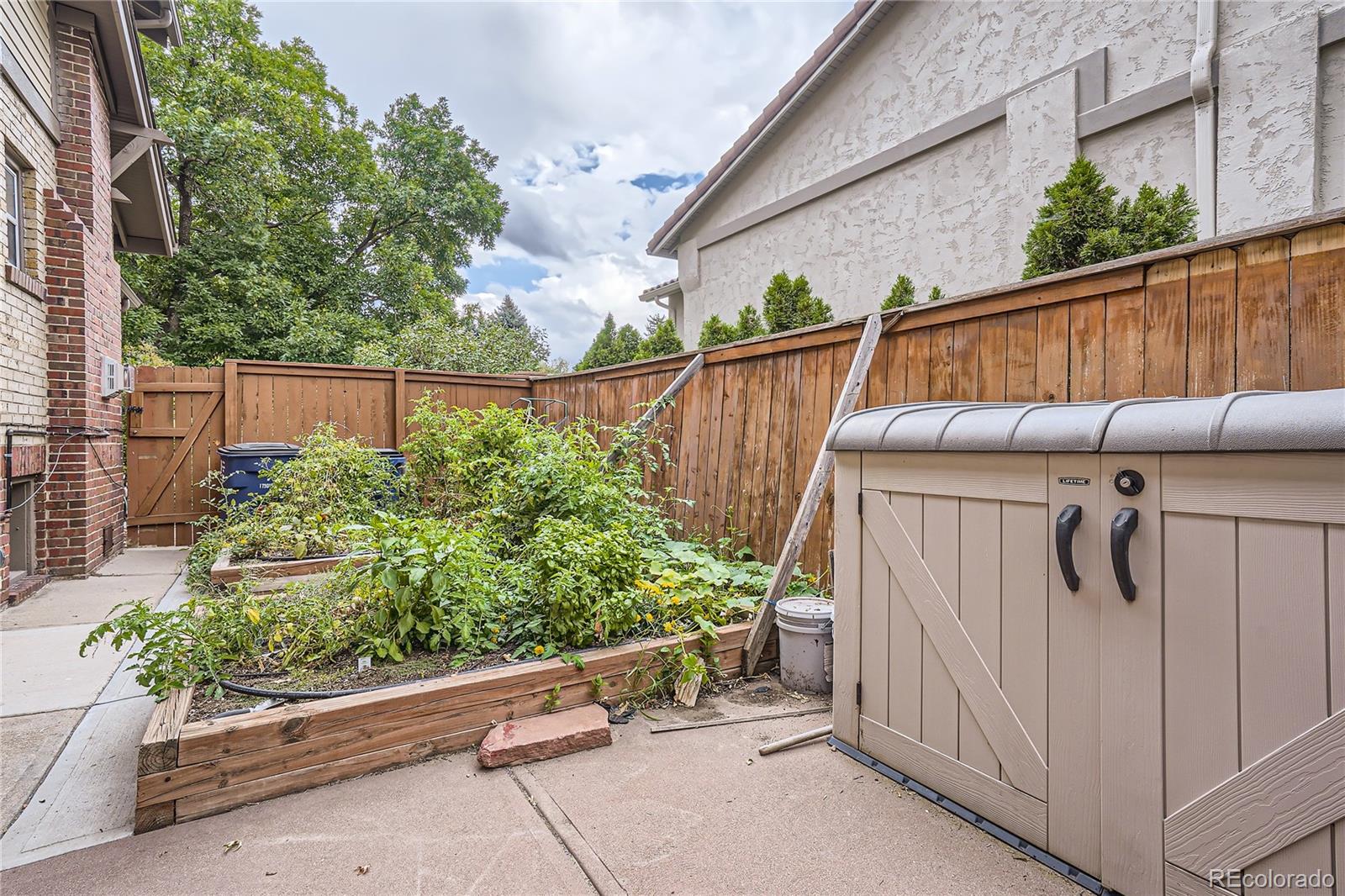 Denver, Colorado, 80211, United States, 5 Bedrooms Bedrooms, ,4 BathroomsBathrooms,Residential,Active,2045708