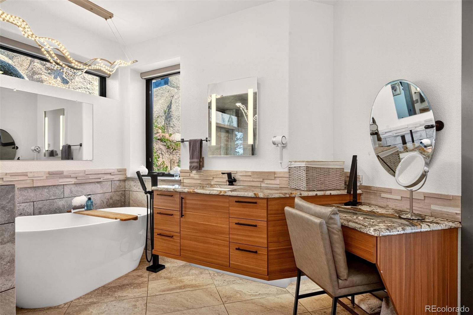 Manitou Springs, Colorado, 80829, United States, 4 Bedrooms Bedrooms, ,3 BathroomsBathrooms,Residential,Active,1933732