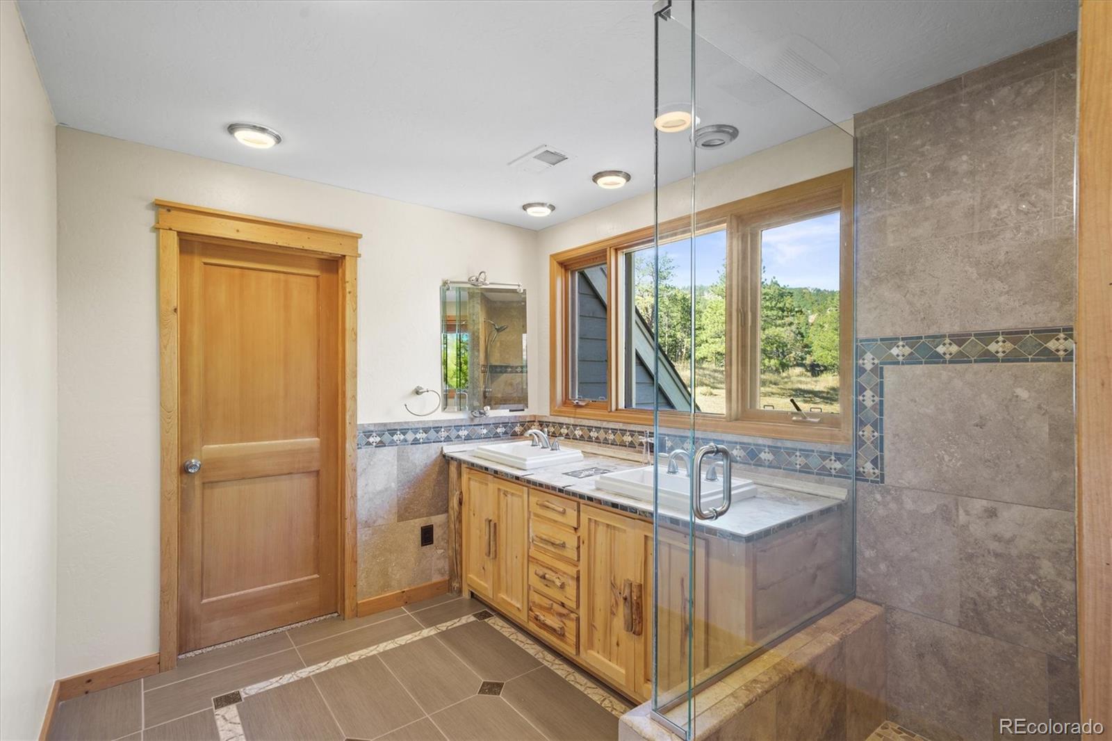 Lyons, Colorado, 80540, United States, 4 Bedrooms Bedrooms, ,4 BathroomsBathrooms,Residential,Active,2000204