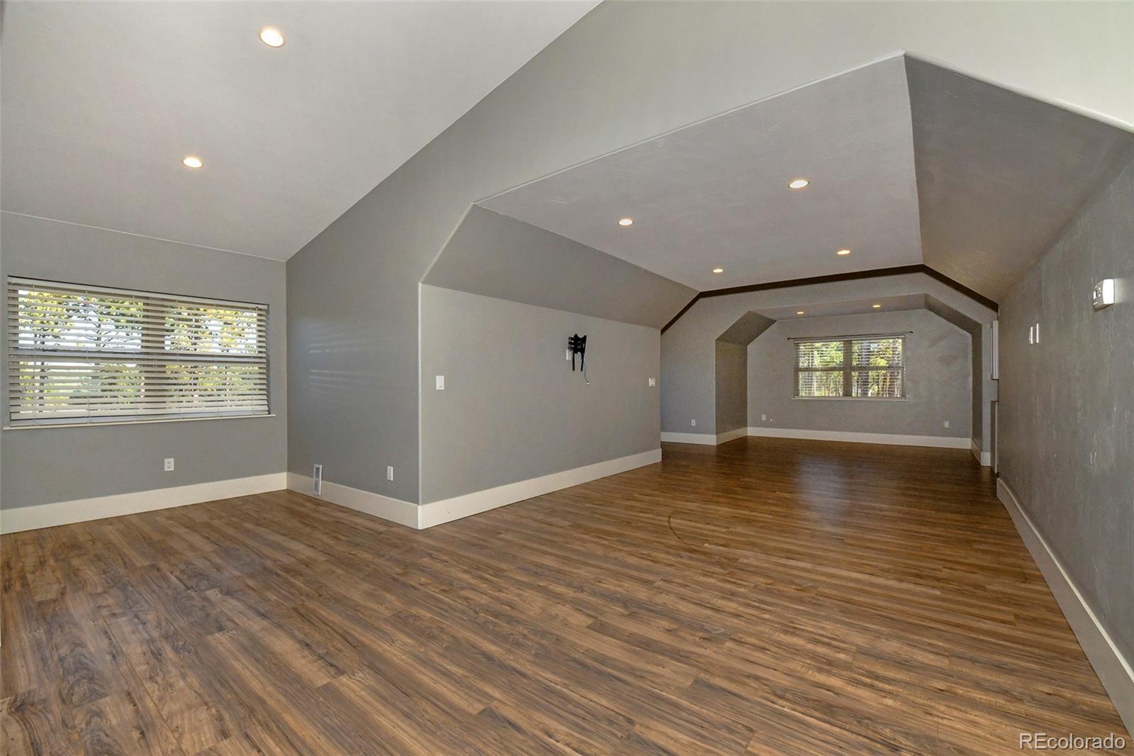 Colorado Springs, Colorado, 80908, United States, 7 Bedrooms Bedrooms, ,7 BathroomsBathrooms,Residential,Active,1941384