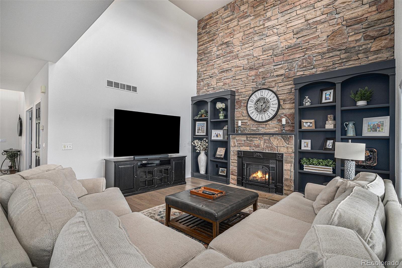 Franktown, Colorado, 80116, United States, 5 Bedrooms Bedrooms, ,5 BathroomsBathrooms,Residential,Active,2007626