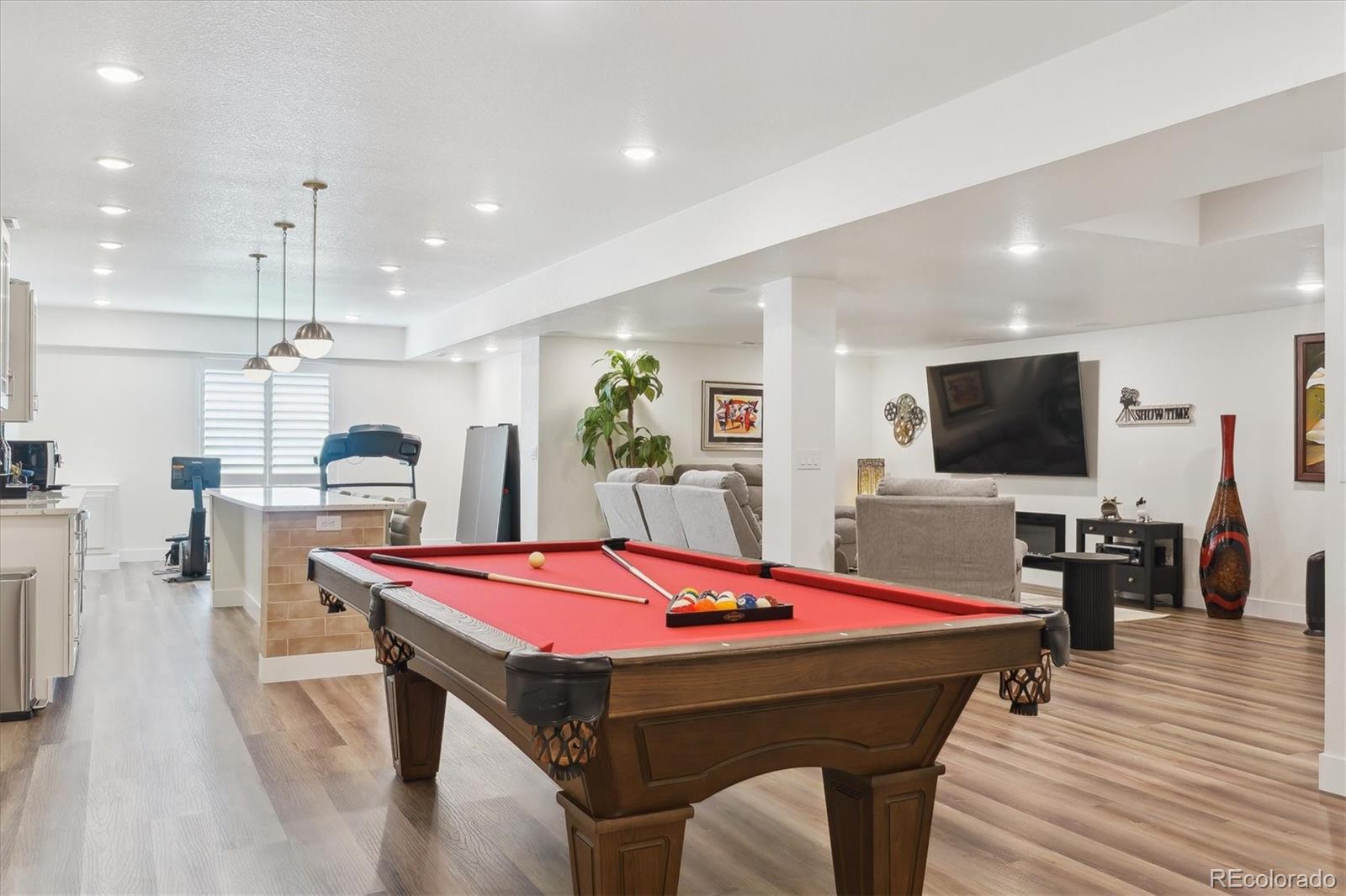 Castle Rock, Colorado, 80104, United States, ,4 BathroomsBathrooms,Residential,Active,1824531