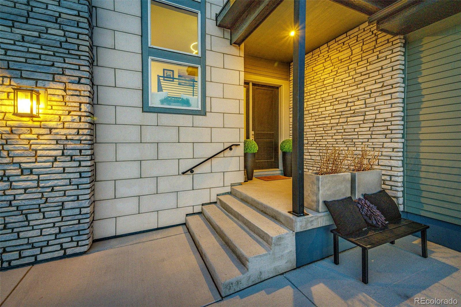 Castle Rock, Colorado, 80104, United States, 5 Bedrooms Bedrooms, ,4 BathroomsBathrooms,Residential,Active,2045378