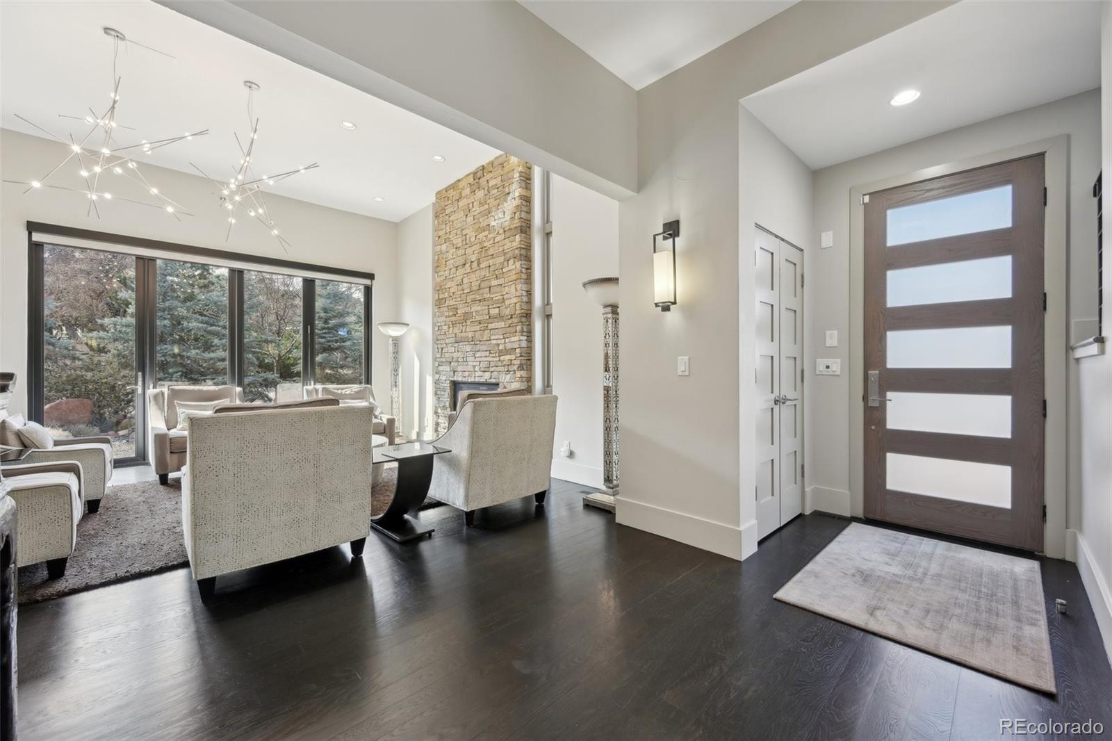 Boulder, Colorado, 80302, United States, 5 Bedrooms Bedrooms, ,6 BathroomsBathrooms,Residential,Active,1944020