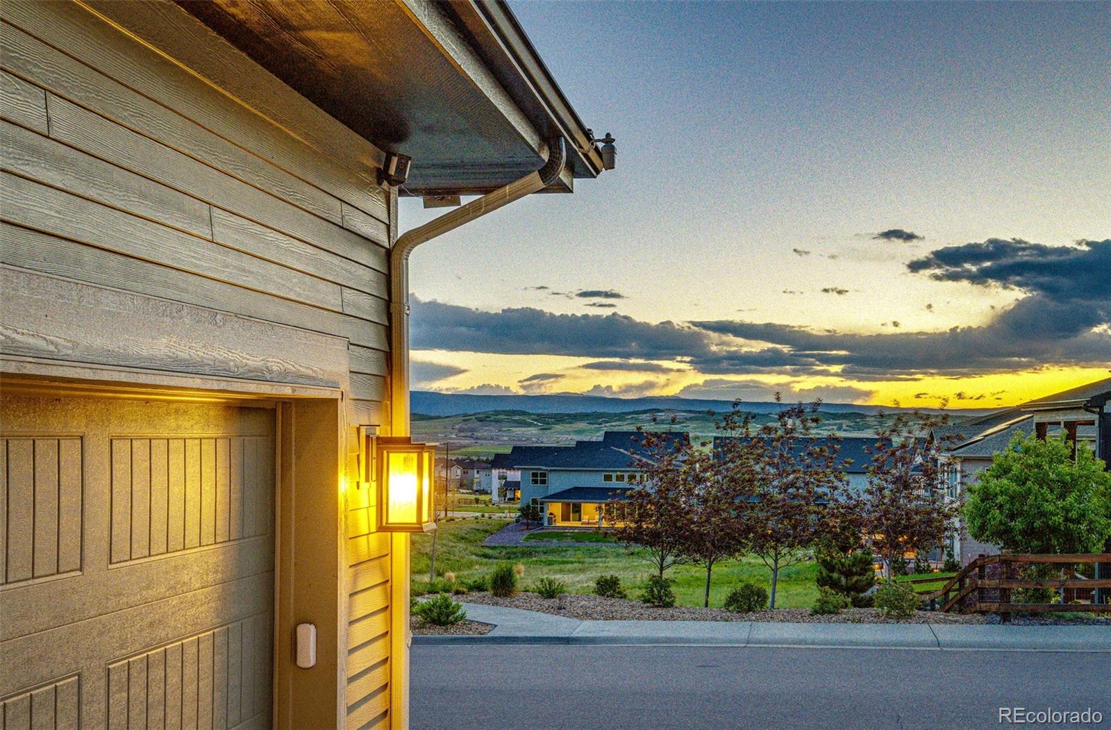 Castle Rock, Colorado, 80104, United States, 5 Bedrooms Bedrooms, ,4 BathroomsBathrooms,Residential,Active,2045378