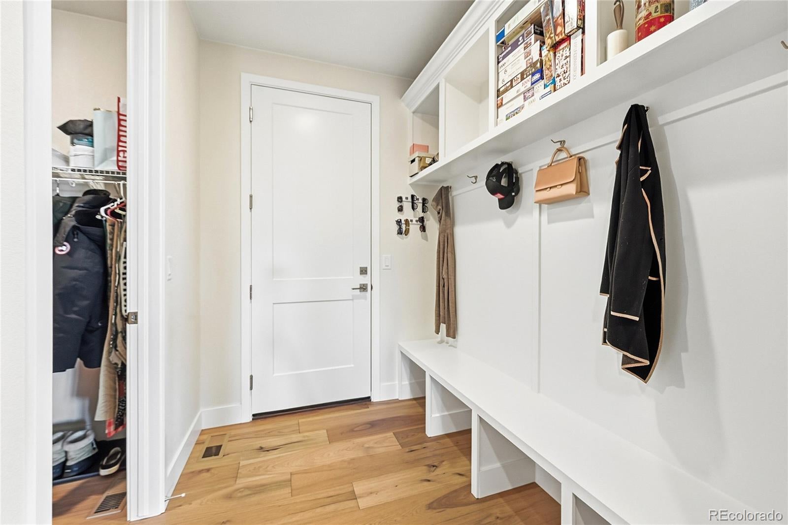 Littleton, Colorado, 80125, United States, 5 Bedrooms Bedrooms, ,7 BathroomsBathrooms,Residential,Active,2012467