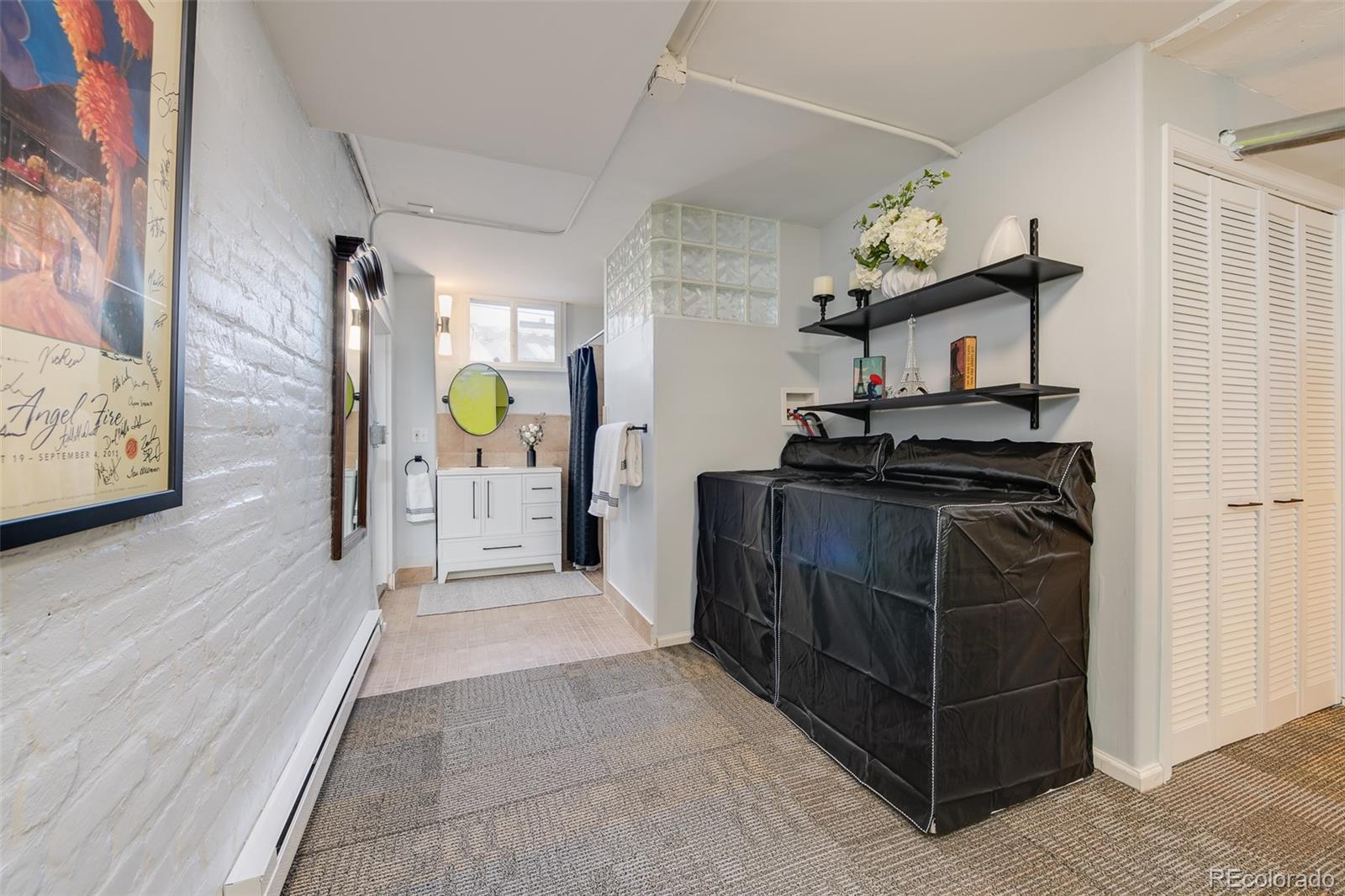 Denver, Colorado, 80206, United States, 6 Bedrooms Bedrooms, ,3 BathroomsBathrooms,Residential,Active,1798154