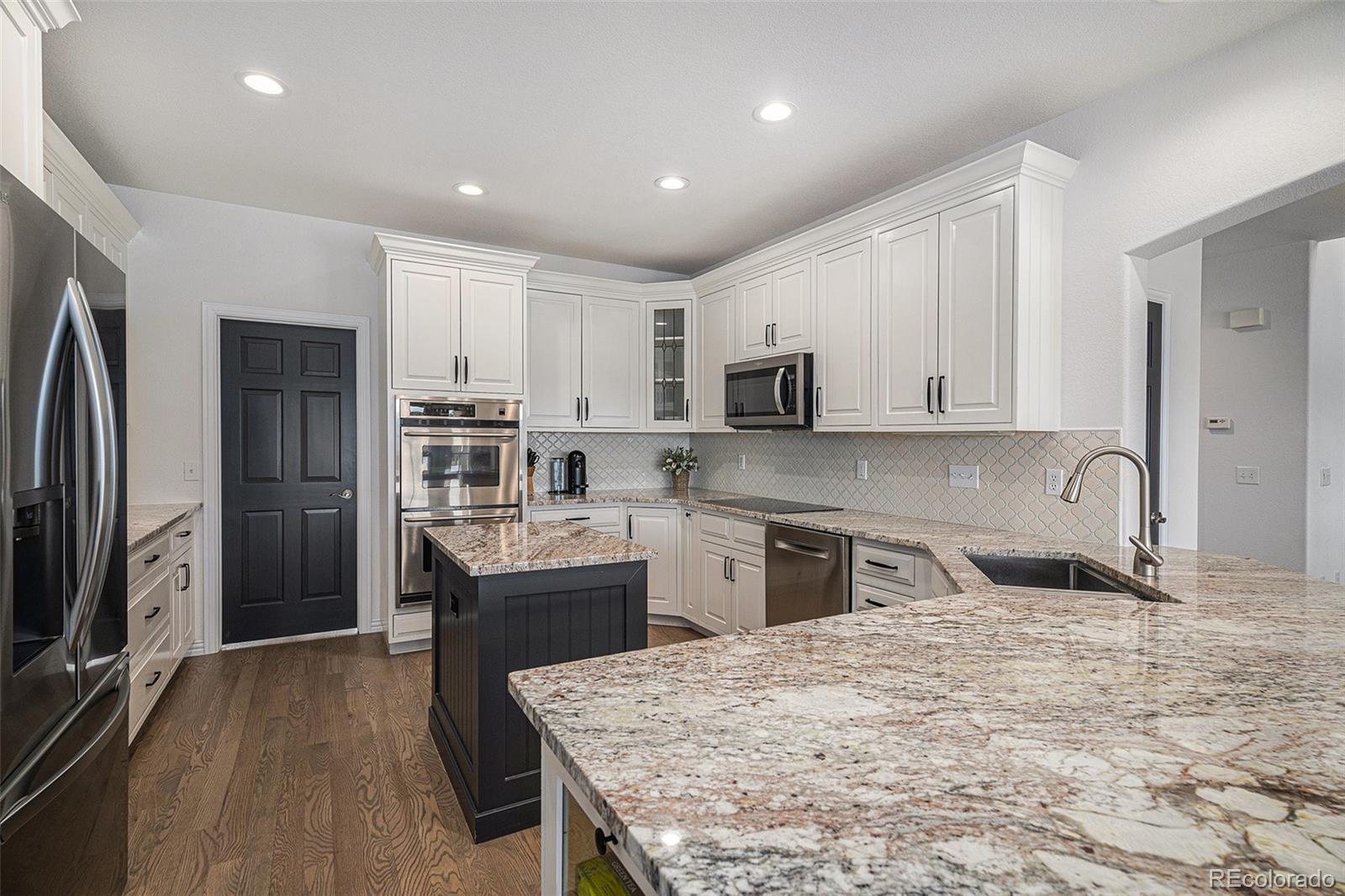 Franktown, Colorado, 80116, United States, 5 Bedrooms Bedrooms, ,5 BathroomsBathrooms,Residential,Active,1962183