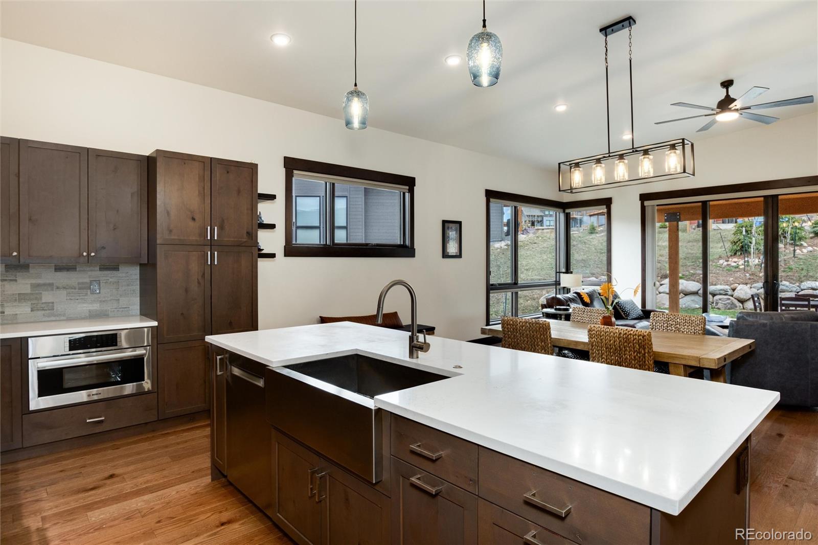 Silverthorne, Colorado, 80498, United States, 3 Bedrooms Bedrooms, ,3 BathroomsBathrooms,Residential,Active,1823934