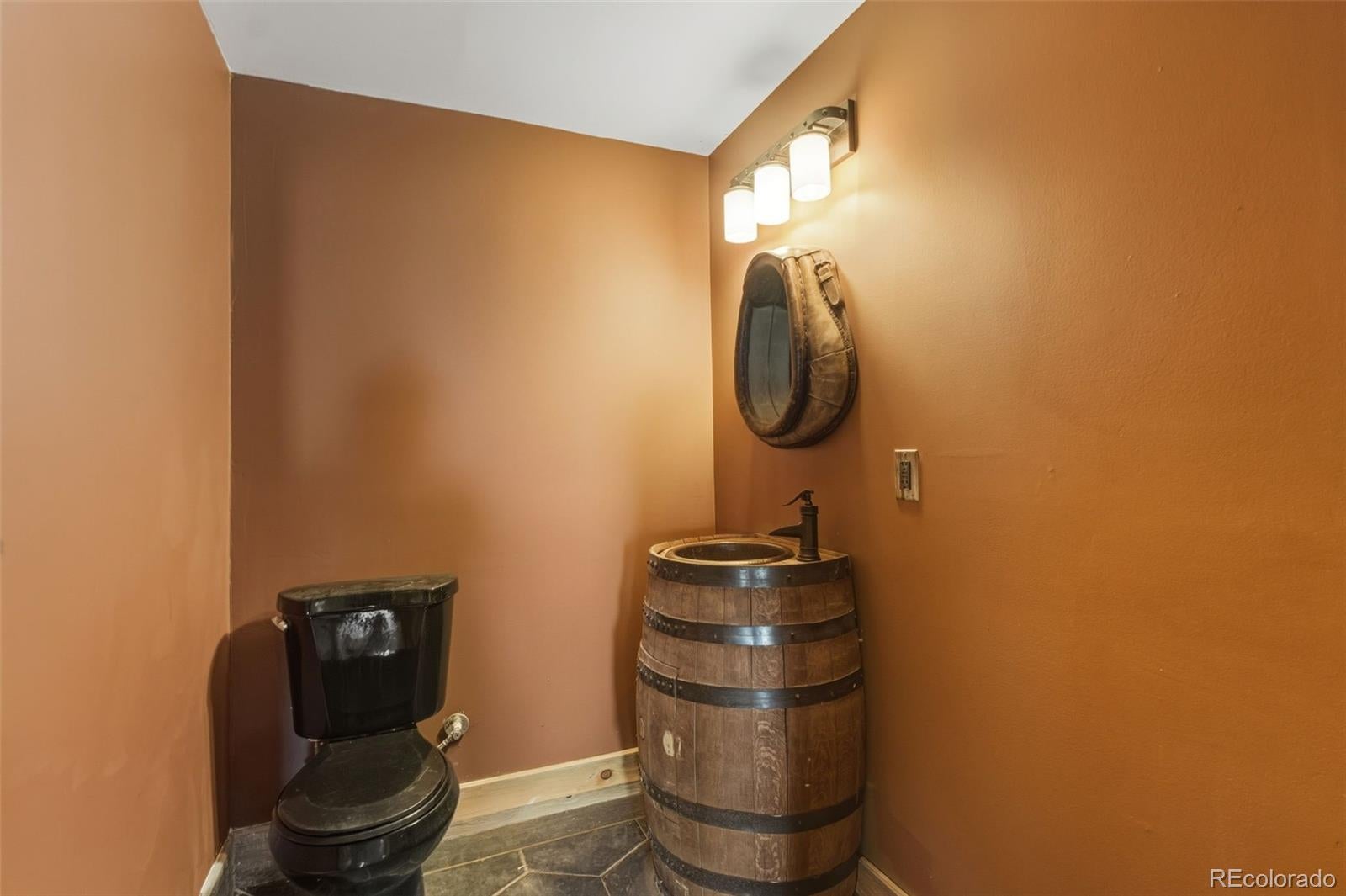 Pueblo, Colorado, 81005, United States, 2 Bedrooms Bedrooms, ,3 BathroomsBathrooms,Residential,Active,2009384