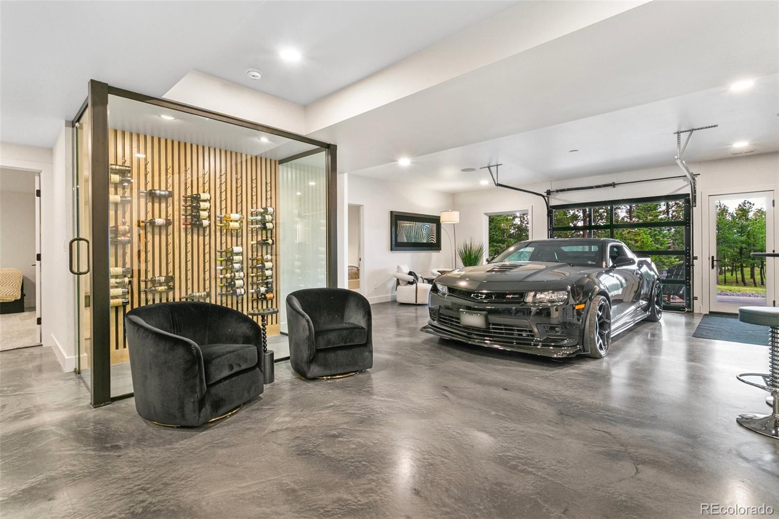 Monument, Colorado, 80132, United States, 6 Bedrooms Bedrooms, ,8 BathroomsBathrooms,Residential,Active,1889011