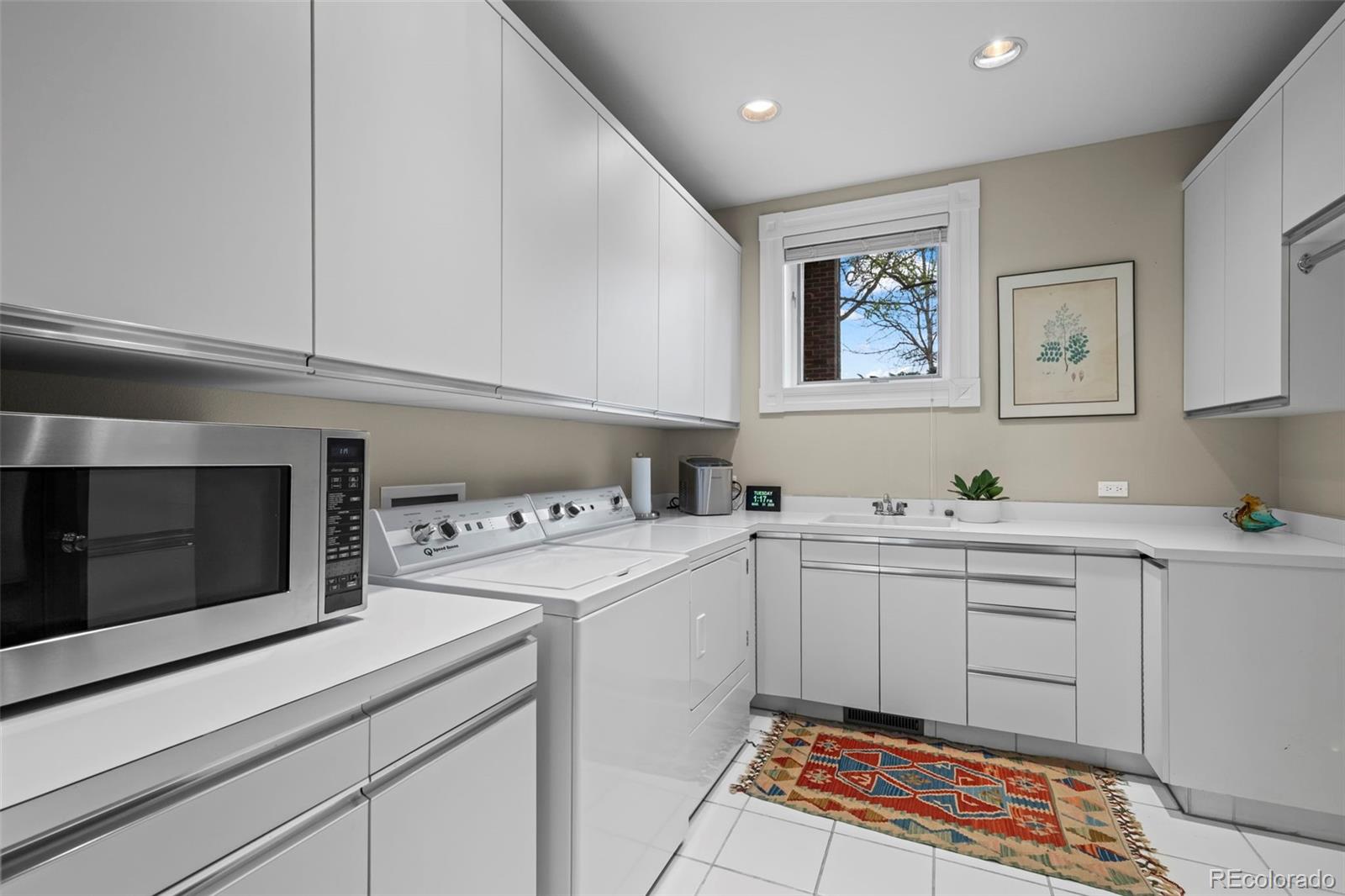 Niwot, Colorado, 80503, United States, 4 Bedrooms Bedrooms, ,7 BathroomsBathrooms,Residential,Active,2033352
