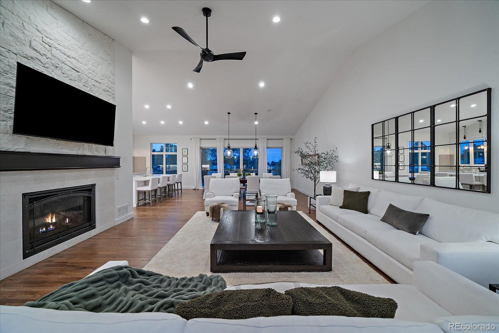 Parker, Colorado, 80138, United States, 4 Bedrooms Bedrooms, ,6 BathroomsBathrooms,Residential,Contingent,2052131