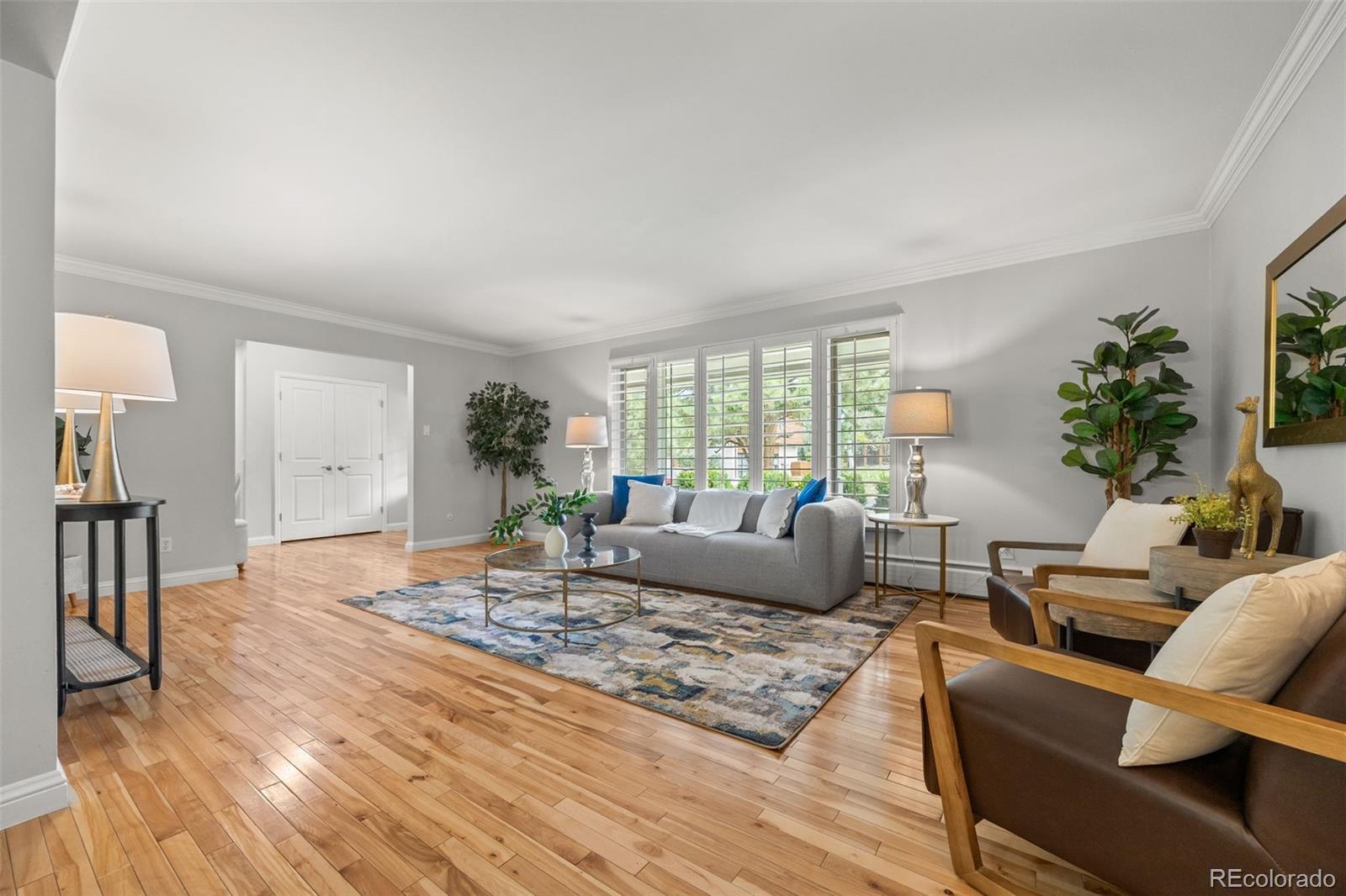 Englewood, Colorado, 80111, United States, 4 Bedrooms Bedrooms, ,3 BathroomsBathrooms,Residential,Active,1909660