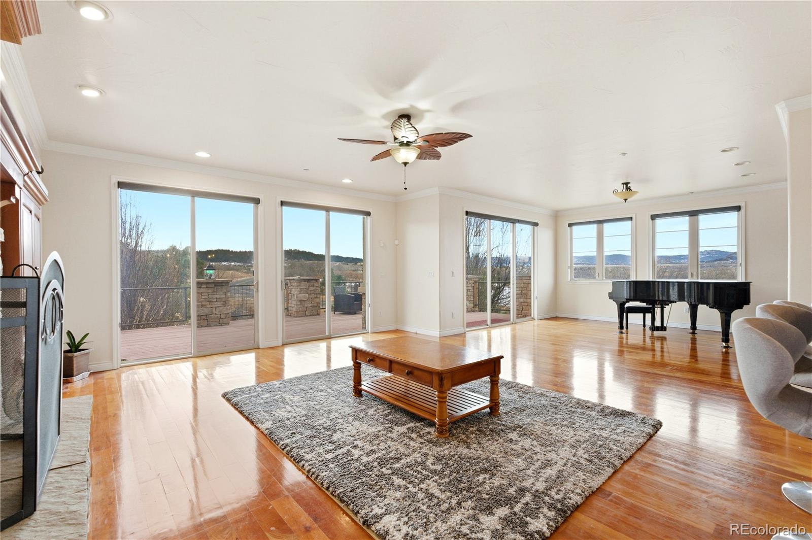 Castle Rock, Colorado, 80104, United States, 4 Bedrooms Bedrooms, ,4 BathroomsBathrooms,Residential,Active,2006935