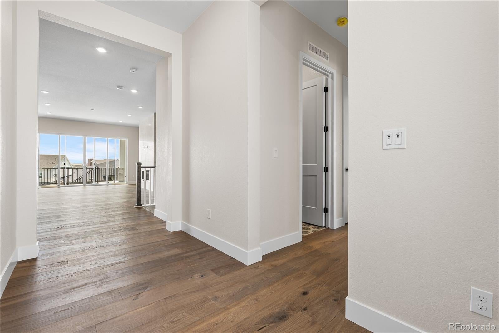Castle Pines, Colorado, 80108, United States, ,5 BathroomsBathrooms,Residential,Active,1824040