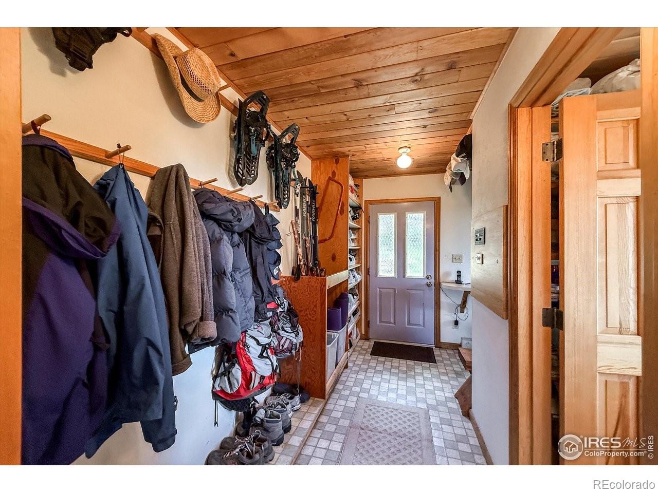 Lyons, Colorado, 80540, United States, 2 Bedrooms Bedrooms, ,2 BathroomsBathrooms,Residential,Active,1876840