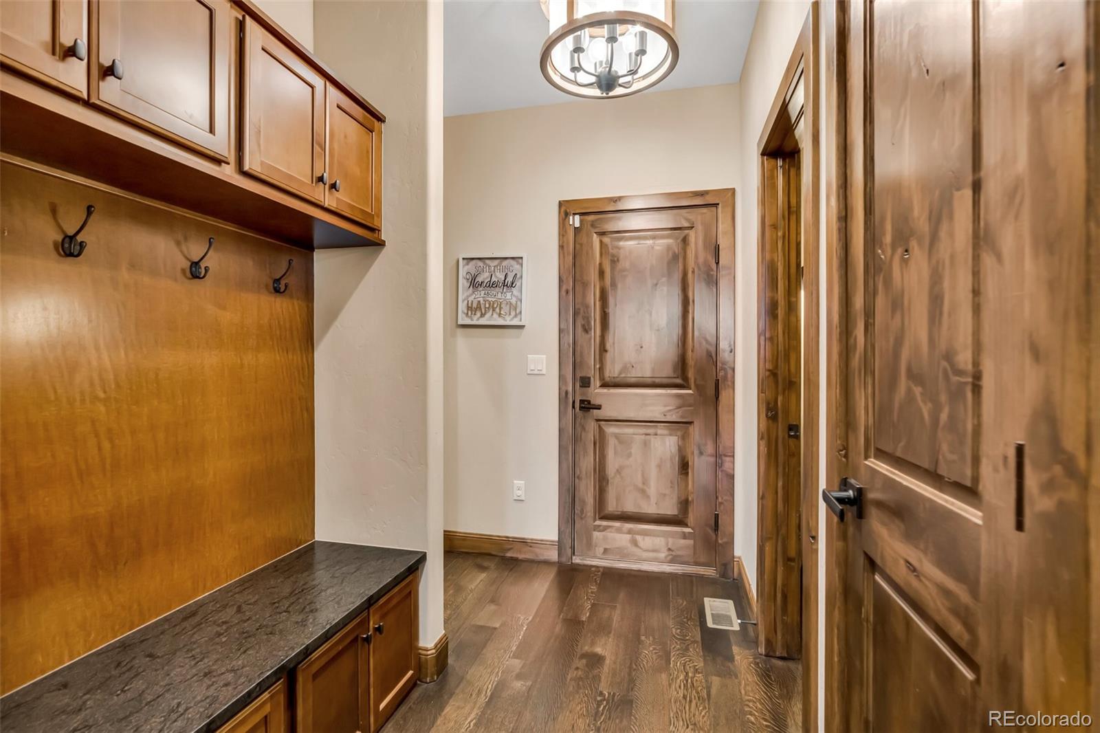 Elizabeth, Colorado, 80107, United States, 4 Bedrooms Bedrooms, ,6 BathroomsBathrooms,Residential,Contingent,2007099