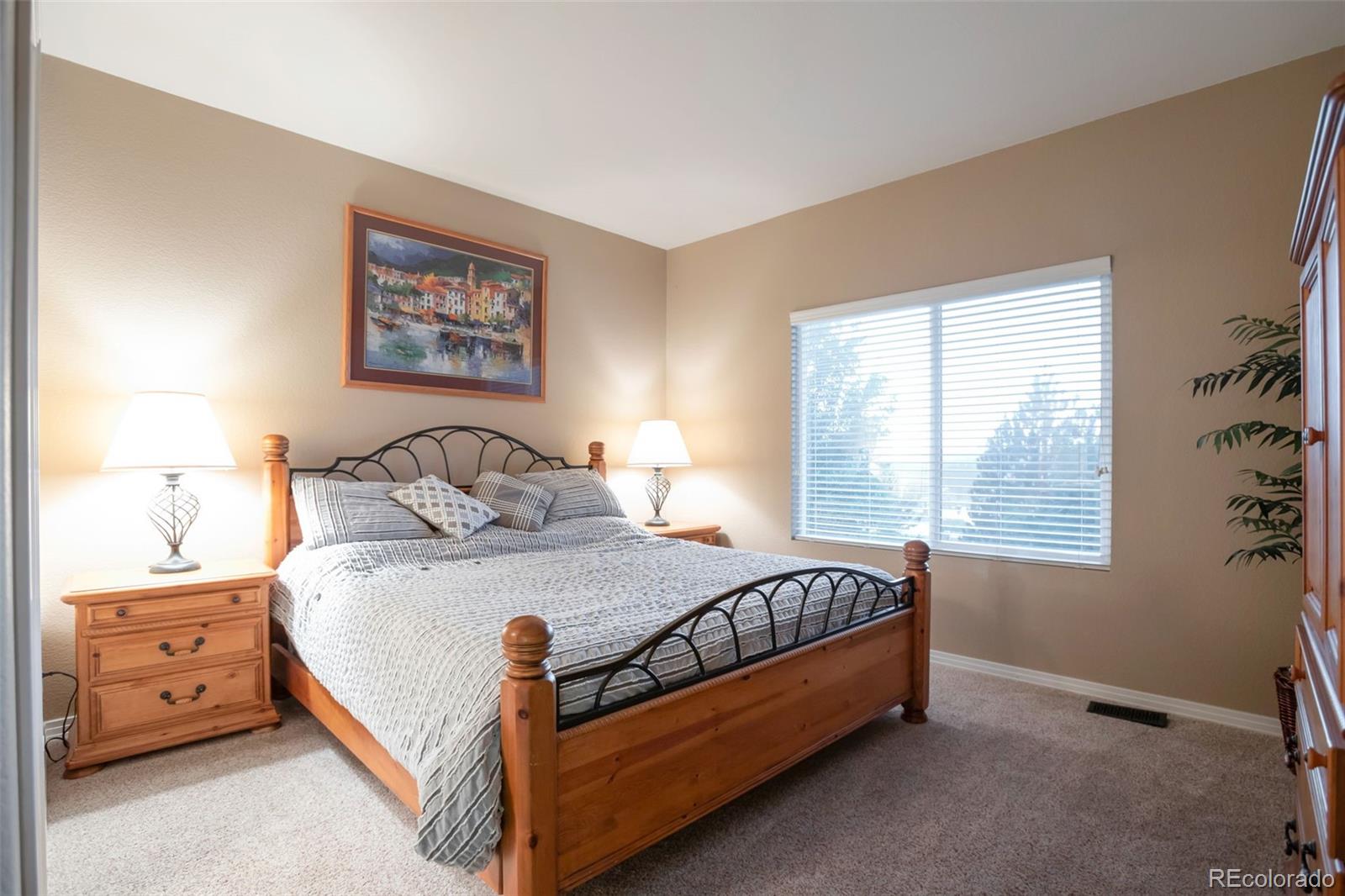 Aurora, Colorado, 80016, United States, 5 Bedrooms Bedrooms, ,7 BathroomsBathrooms,Residential,Active,1929689