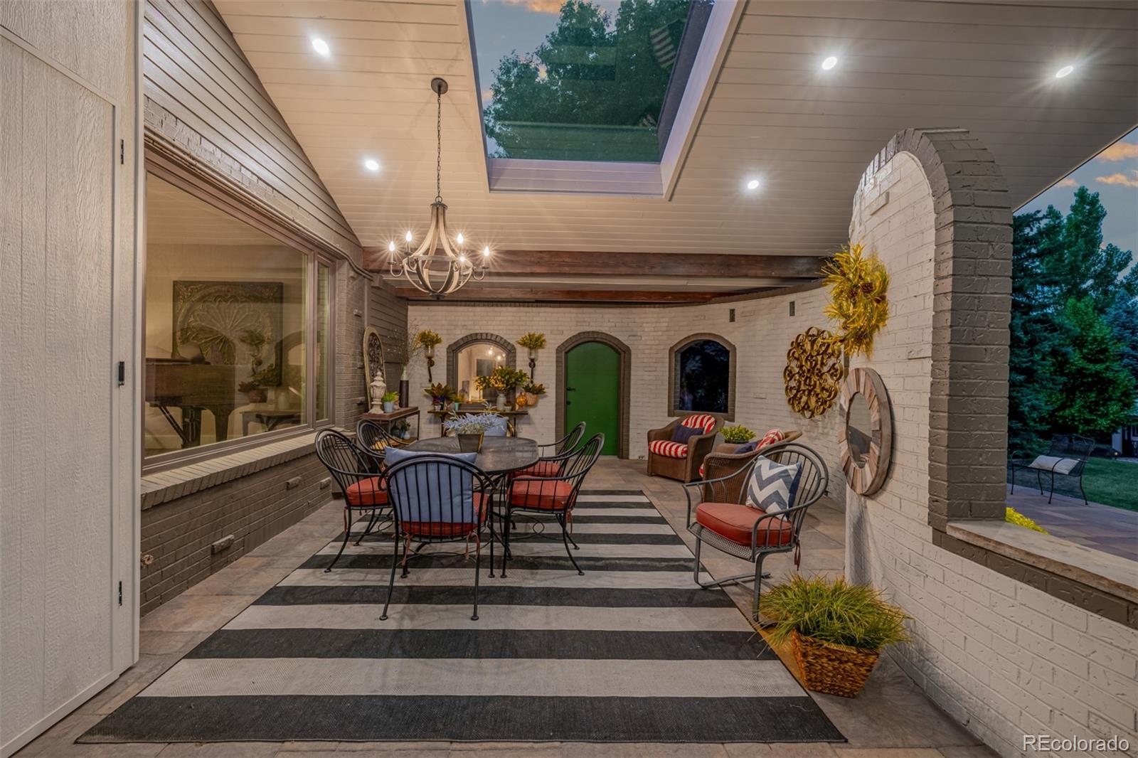 Greenwood Village, Colorado, 80121, United States, 4 Bedrooms Bedrooms, ,5 BathroomsBathrooms,Residential,Active,1888462