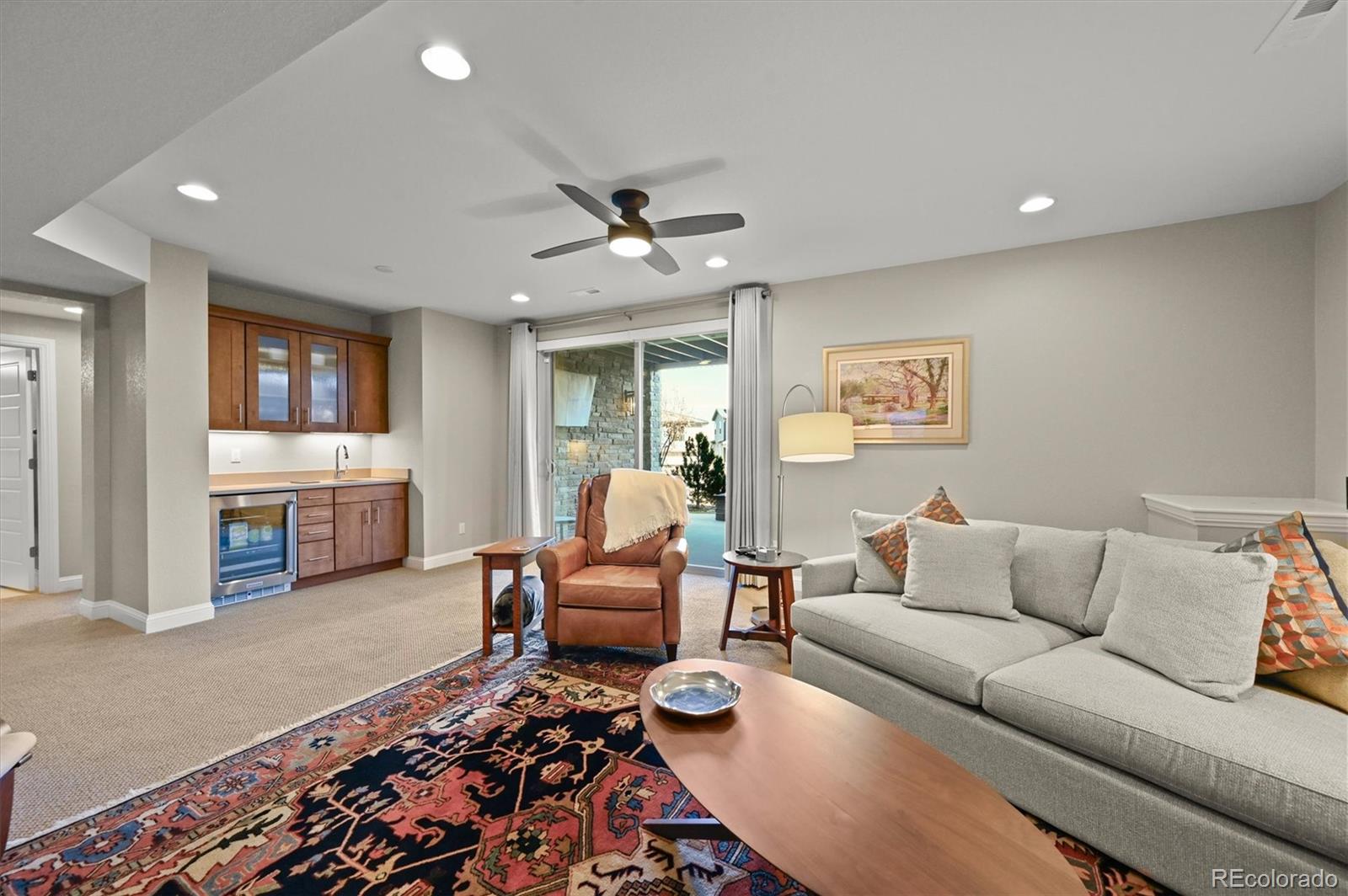 Highlands Ranch, Colorado, 80126, United States, 4 Bedrooms Bedrooms, ,4 BathroomsBathrooms,Residential,Active,2008281