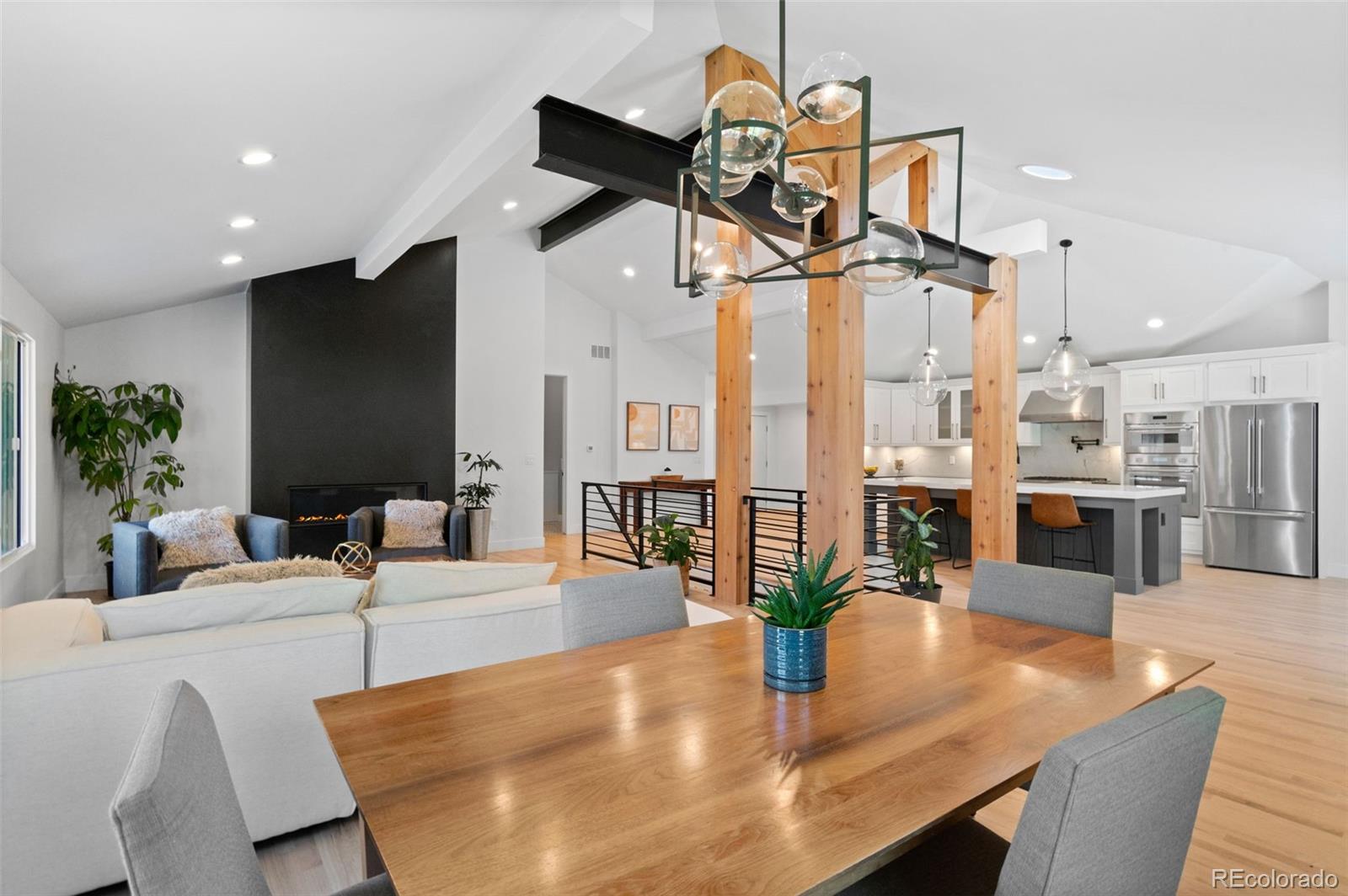 Denver, Colorado, 80210, United States, 5 Bedrooms Bedrooms, ,5 BathroomsBathrooms,Residential,Active,1945244