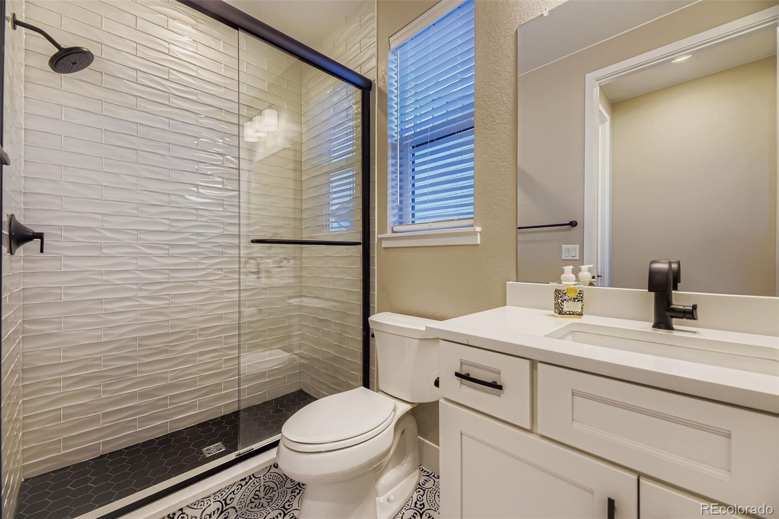 Lone Tree, Colorado, 80134, United States, 6 Bedrooms Bedrooms, ,6 BathroomsBathrooms,Residential,Active,2009845