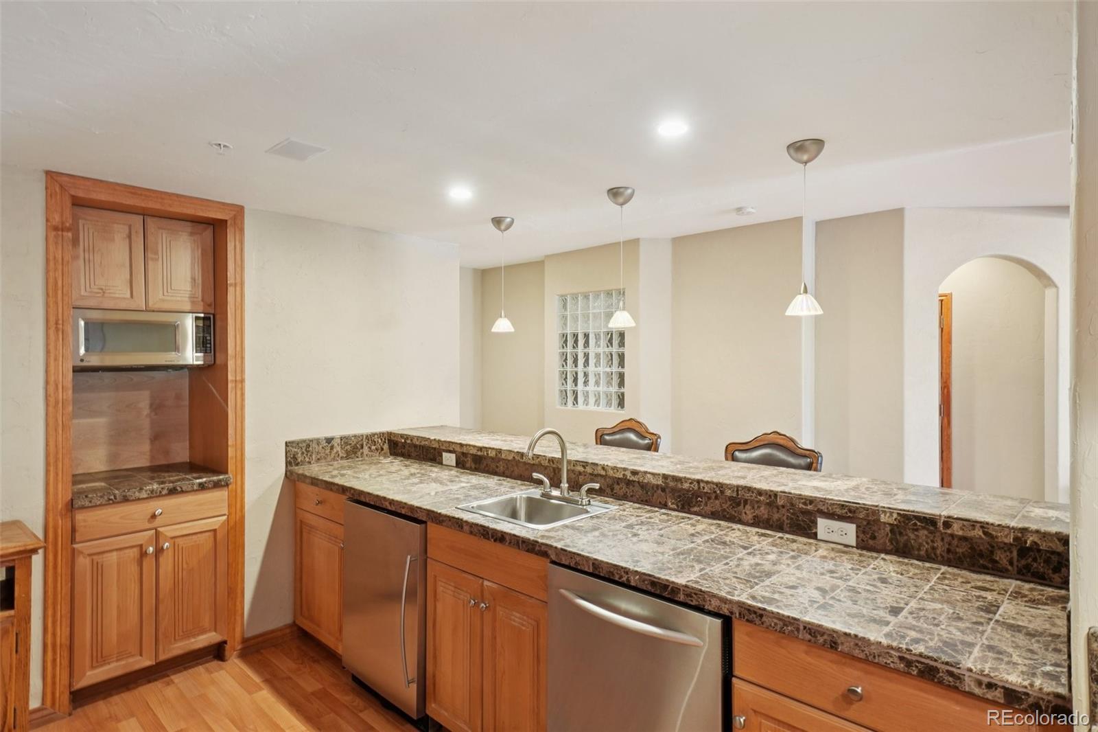 Larkspur, Colorado, 80118, United States, 5 Bedrooms Bedrooms, ,5 BathroomsBathrooms,Residential,Active,1914586
