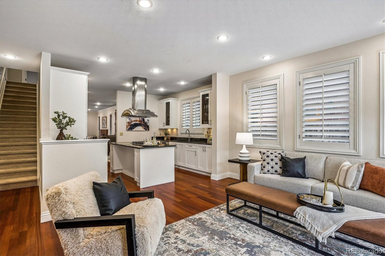 Denver, Colorado, 80209, United States, 3 Bedrooms Bedrooms, ,4 BathroomsBathrooms,Residential,Active,2045705