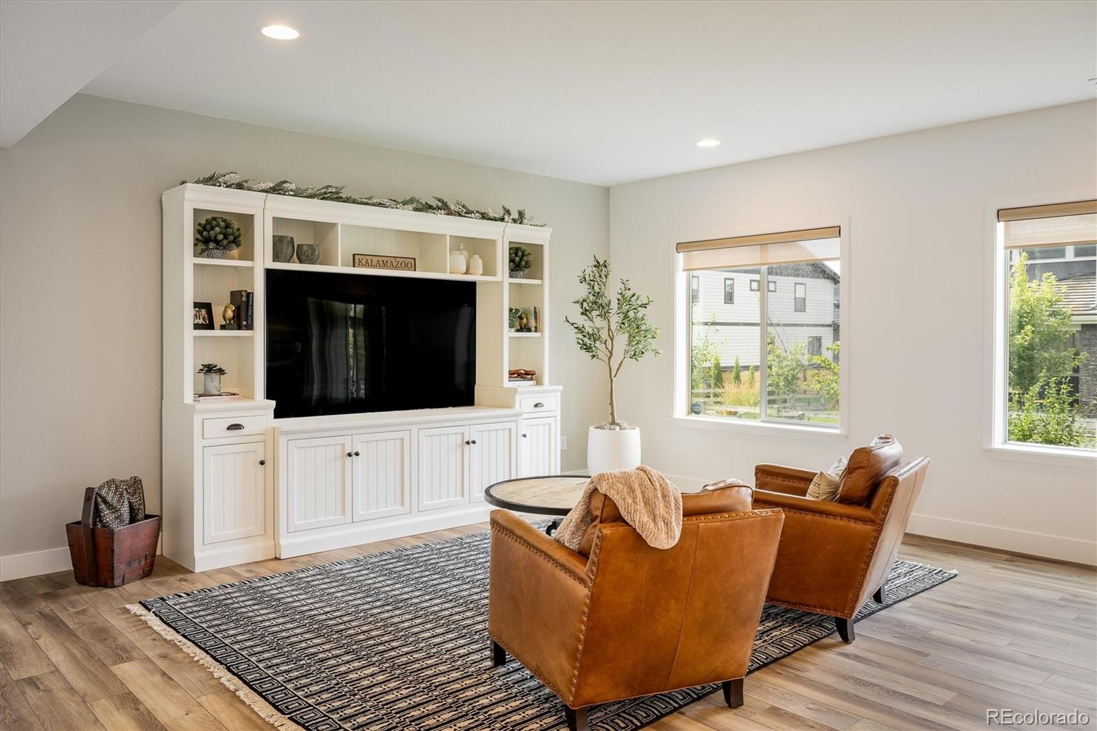 Broomfield, Colorado, 80023, United States, 5 Bedrooms Bedrooms, ,5 BathroomsBathrooms,Residential,Active,1894757