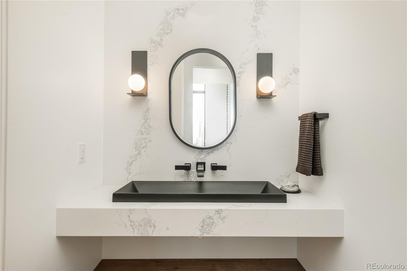 Highlands Ranch, Colorado, 80126, United States, 4 Bedrooms Bedrooms, ,7 BathroomsBathrooms,Residential,Active,2045709