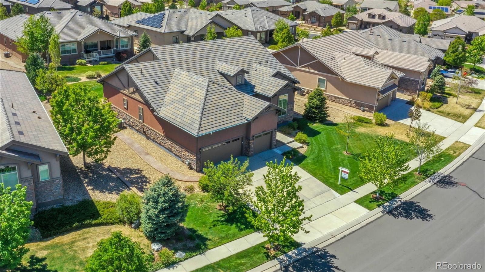 Broomfield, Colorado, 80023, United States, 3 Bedrooms Bedrooms, ,4 BathroomsBathrooms,Residential,Active,2044170