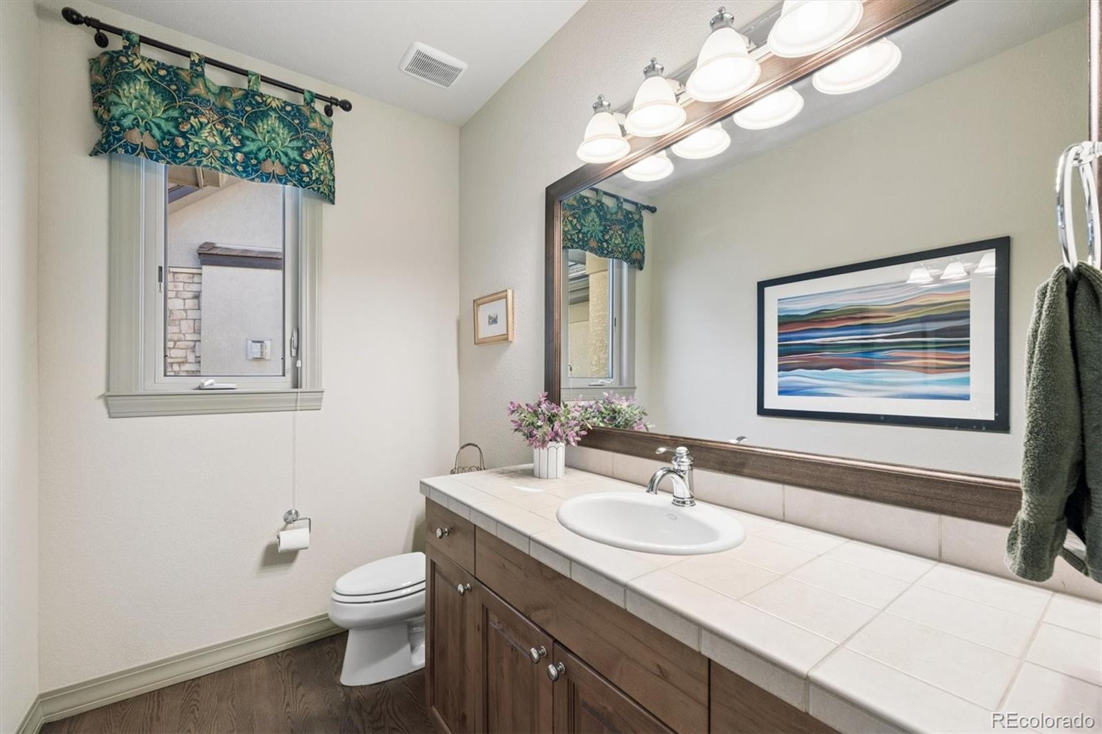 Aurora, Colorado, 80016, United States, 5 Bedrooms Bedrooms, ,7 BathroomsBathrooms,Residential,Active,2031007