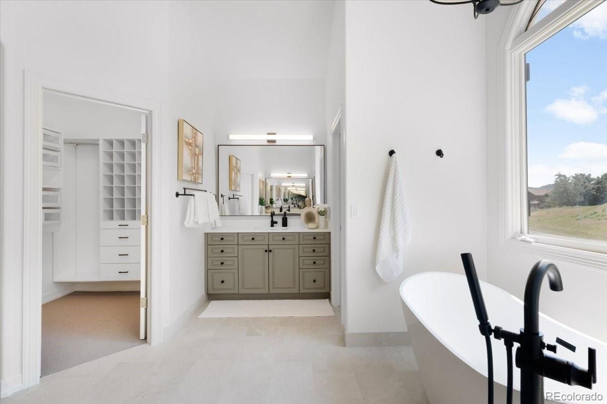 Morrison, Colorado, 80465, United States, 6 Bedrooms Bedrooms, ,5 BathroomsBathrooms,Residential,Active,1922296