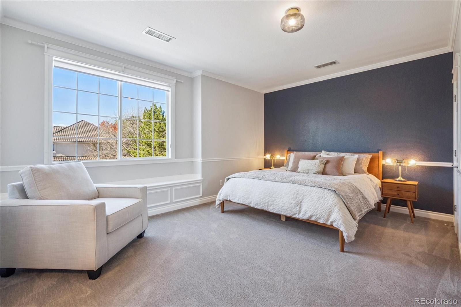 Englewood, Colorado, 80111, United States, 5 Bedrooms Bedrooms, ,6 BathroomsBathrooms,Residential,Active,1992207